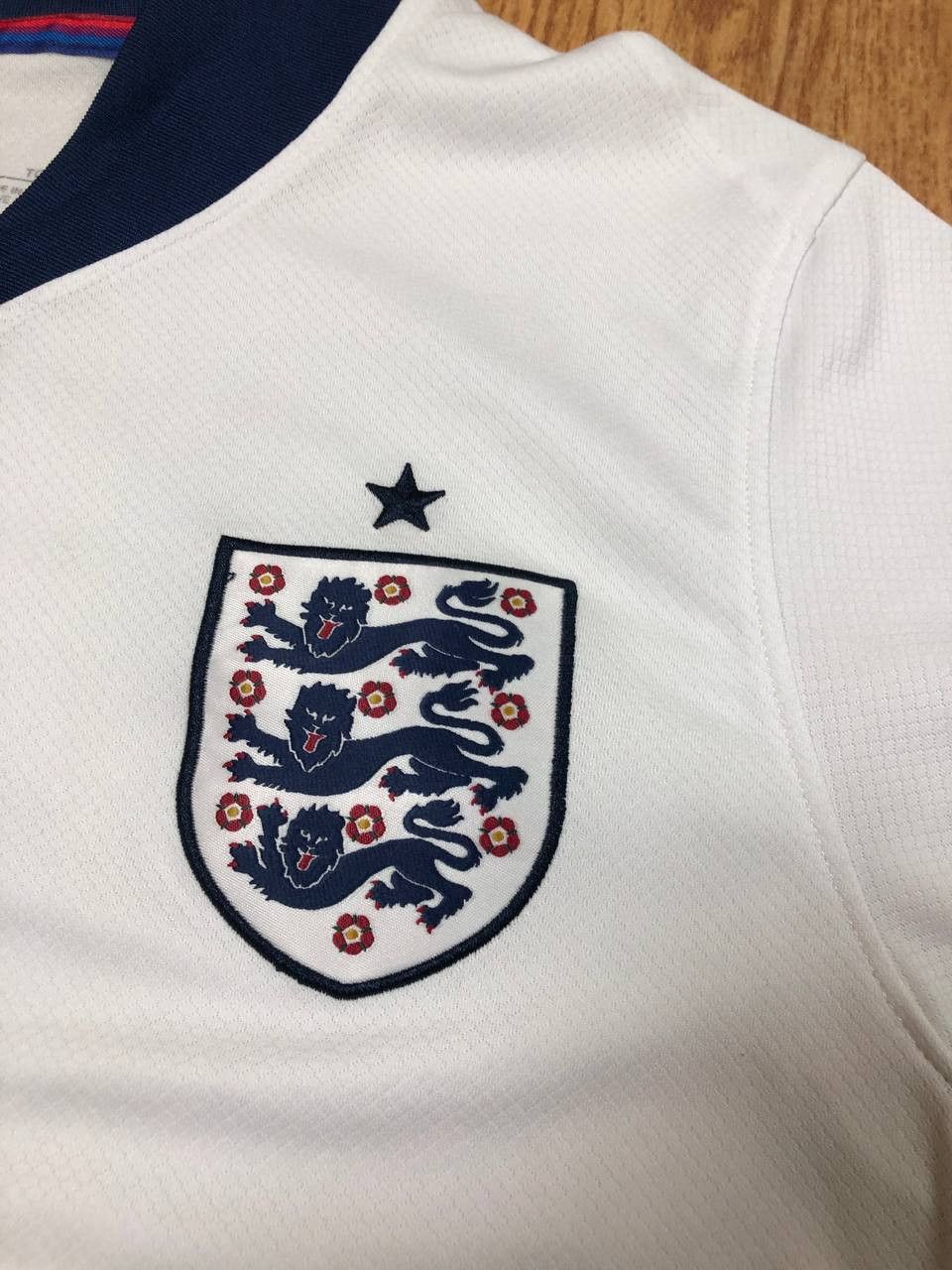 Nike Jerseys Nike Mens Footbal ENGLAND DRI-FIT Size US S / EU 44-46 / 1 - 7 Thumbnail