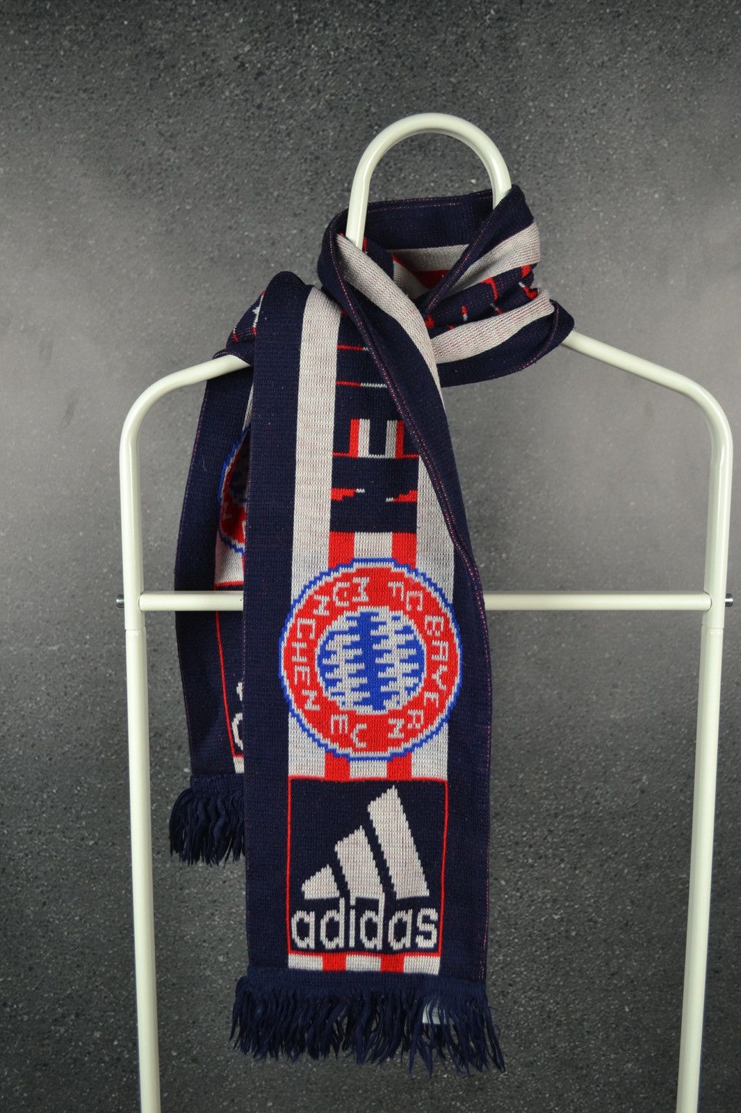 Adidas × Vintage Bayern Munchen Football Scarf Adidas Vintage Soccer Size ONE SIZE - 2 Thumbnail