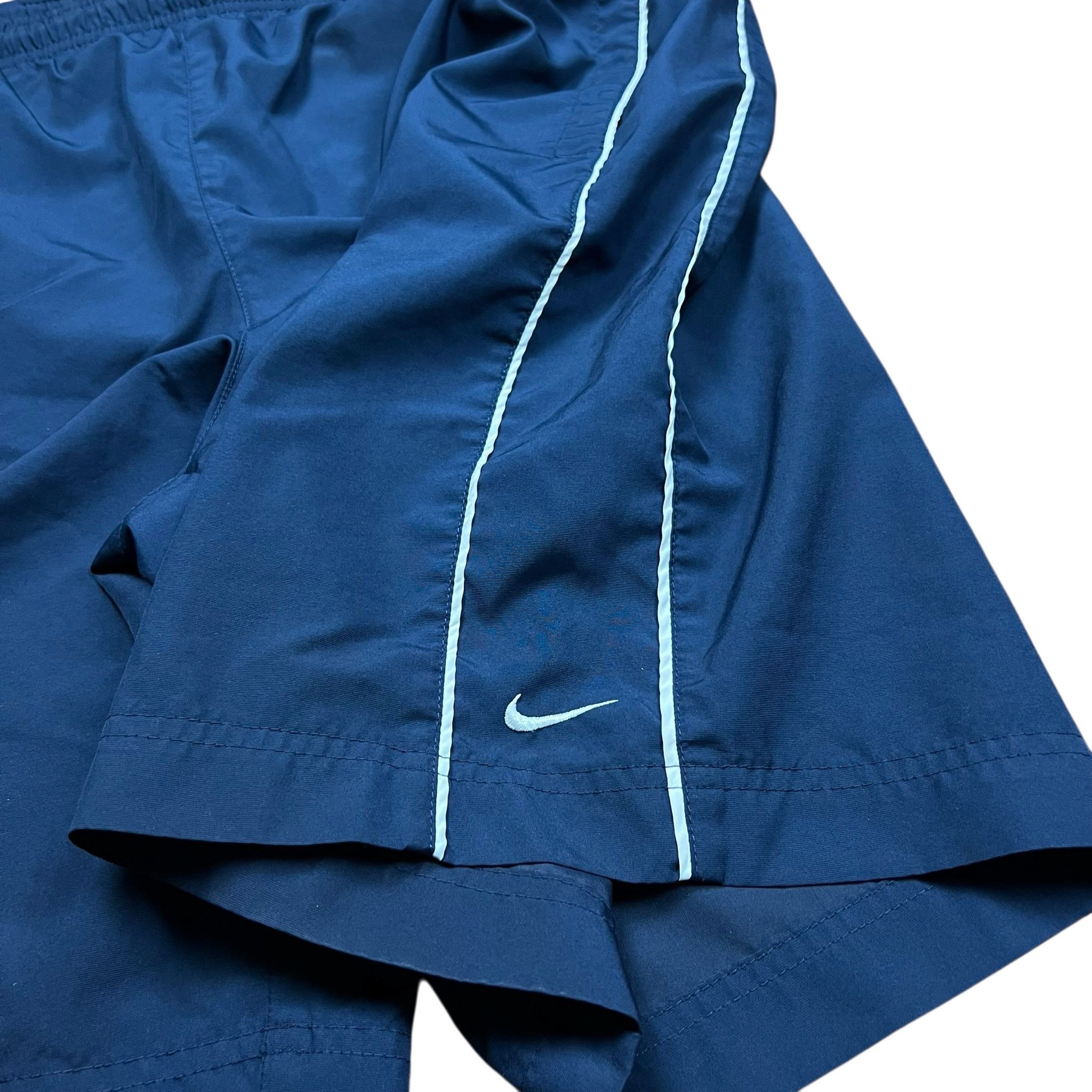 Nike Vintage Nike Swoosh Athletic Shorts - XL Size US 36 / EU 52 - 2 Thumbnail