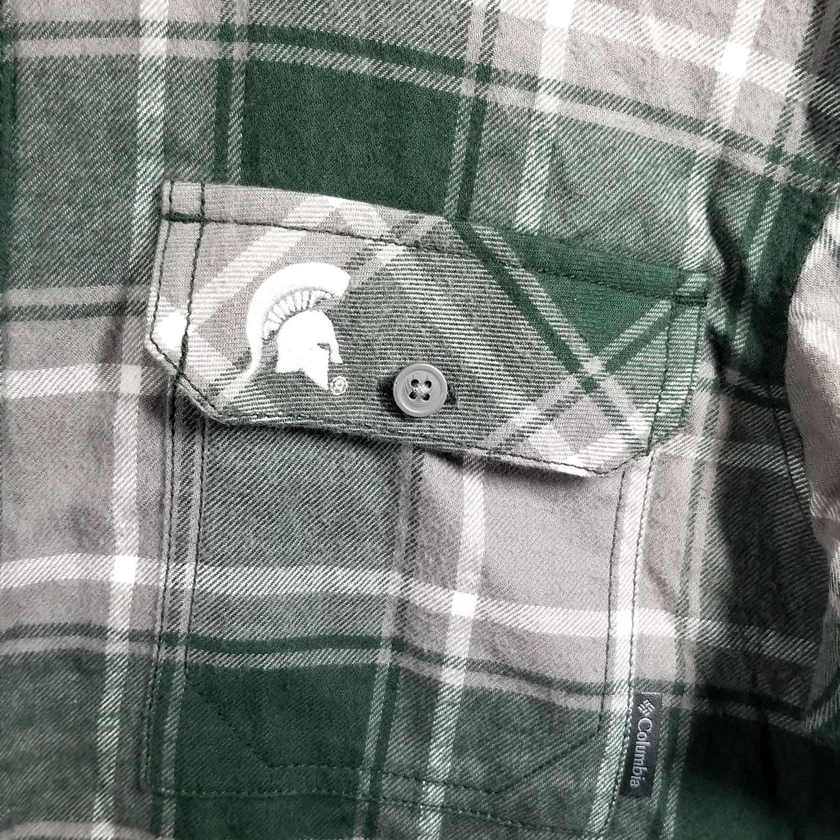 Vintage Columbia Men's Flannel Shirt Green Michigan State Spartans Omni-Wick Flare Gun Medium Regular Button-Up Plaid Active Outdoor Classic Modern Size US M / EU 48-50 / 2 - 2 Thumbnail