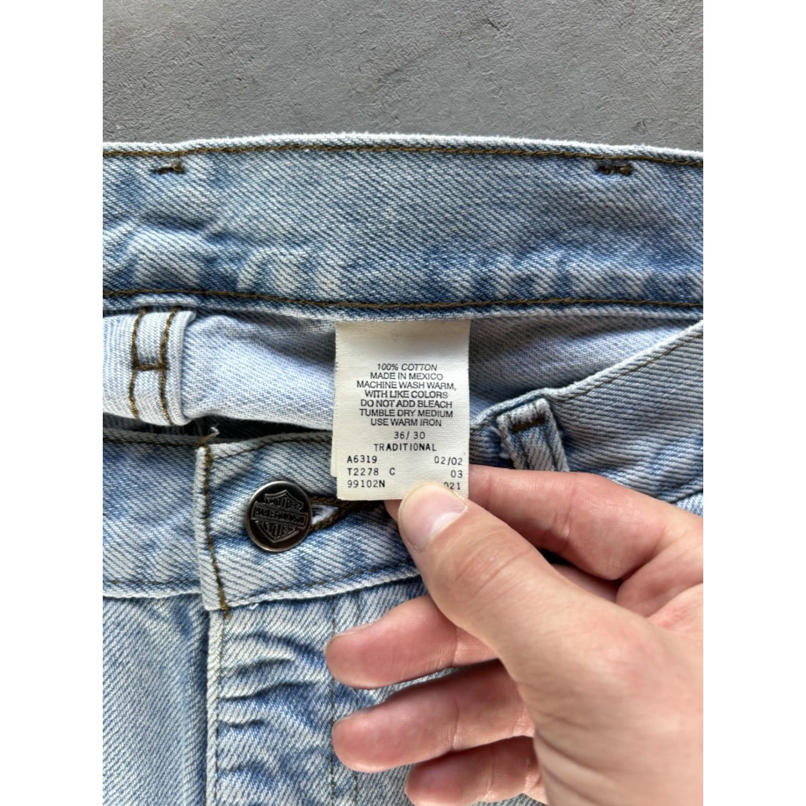 Harley Davidson VINTAGE Harley-Davidson Jeans Denim 36x30 Light Wash Straight 90s Mens Blue Cotton Regular Jeans Size US 36 / EU 52 - 7 Thumbnail