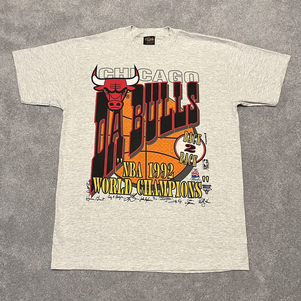 NBA NEW Vintage 1992 Chicago Da Bulls Back 2 Back Champions Tee Size US XL / EU 56 / 4 - 2 Thumbnail