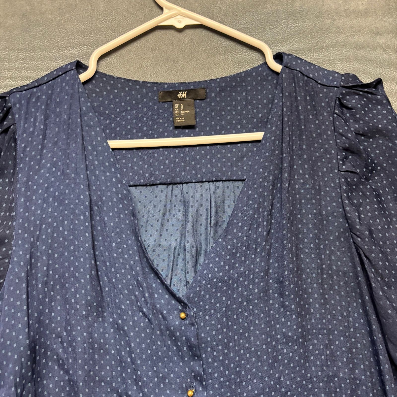 H&M H&M Navy Dotted Sheer Button Front Blouse Size 10 Blue Work Size L / US 10 / IT 46 - 4 Thumbnail