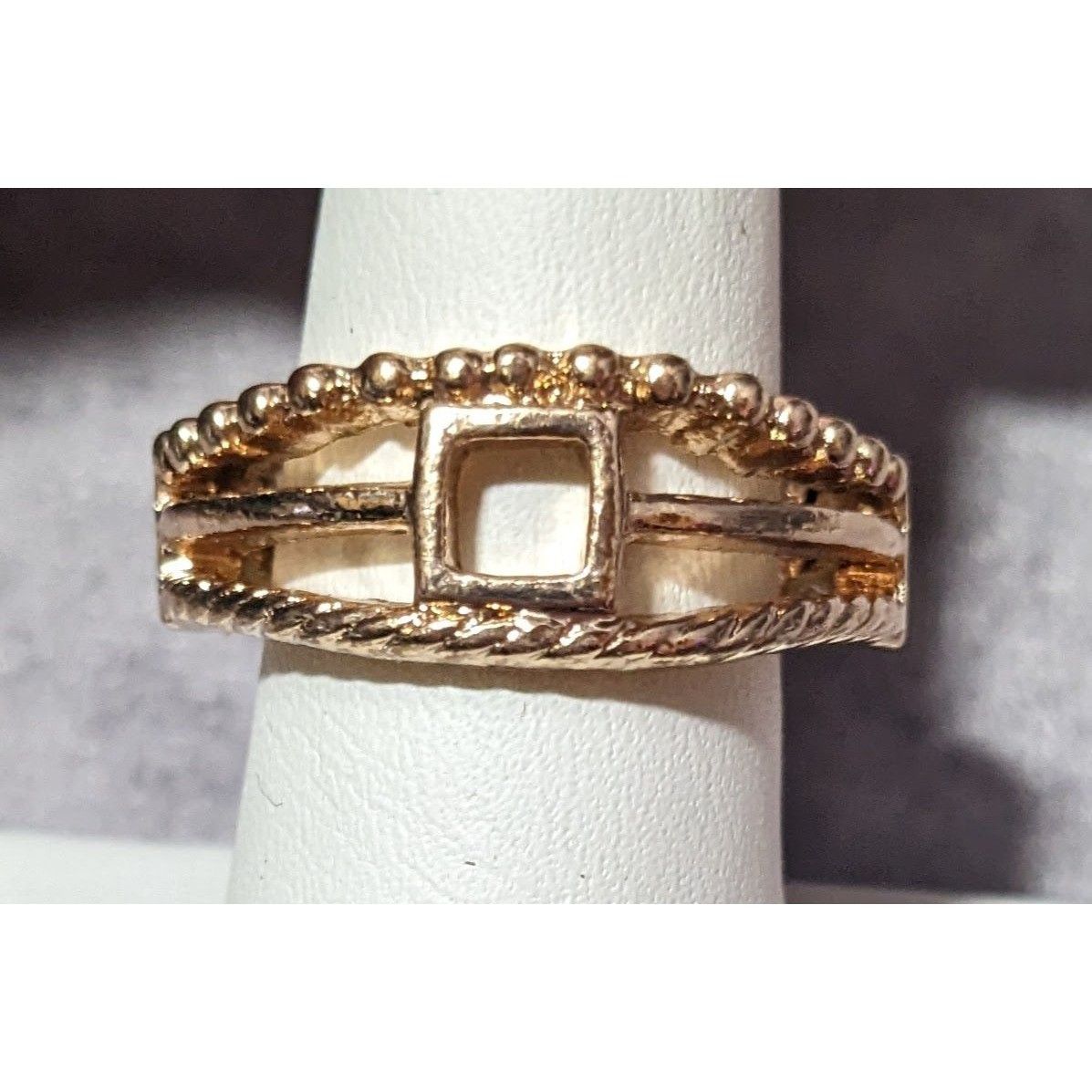 Other Paparazzi A Square Deal Gold Tone Stretch Ring Size 8 Size ONE SIZE - 9 Thumbnail