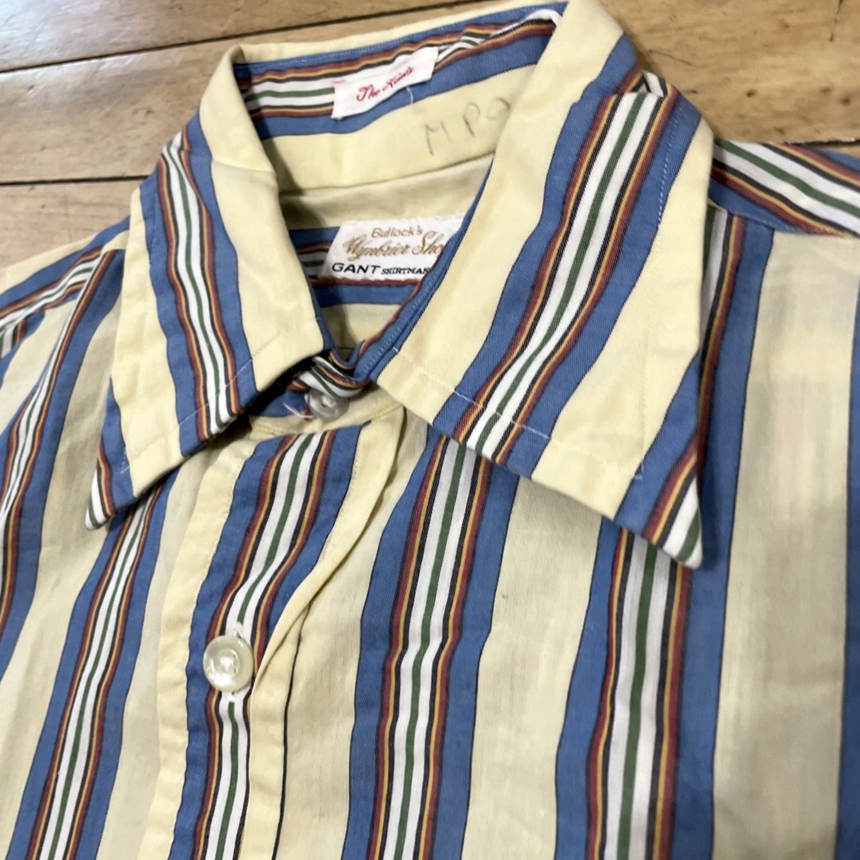Gant VINTAGE GANT Shirt Regular 15.5 34 Blue Yellow Cream Green Striped Button-Up Western Cowboy 70s 90s Bohemian Grandpa Point Collar USA Mens Size US L / EU 52-54 / 3 - 5 Thumbnail