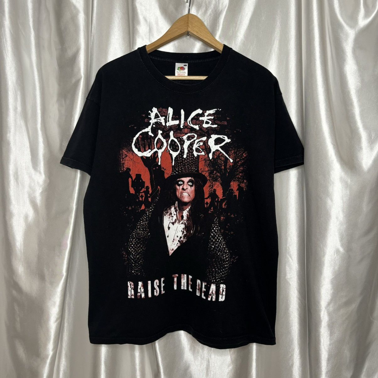 Fruit Of The Loom × Vintage Alice cooper raise the dead black tshirt band t-shirt 2013 Size US XL / EU 56 / 4 - 2 Thumbnail