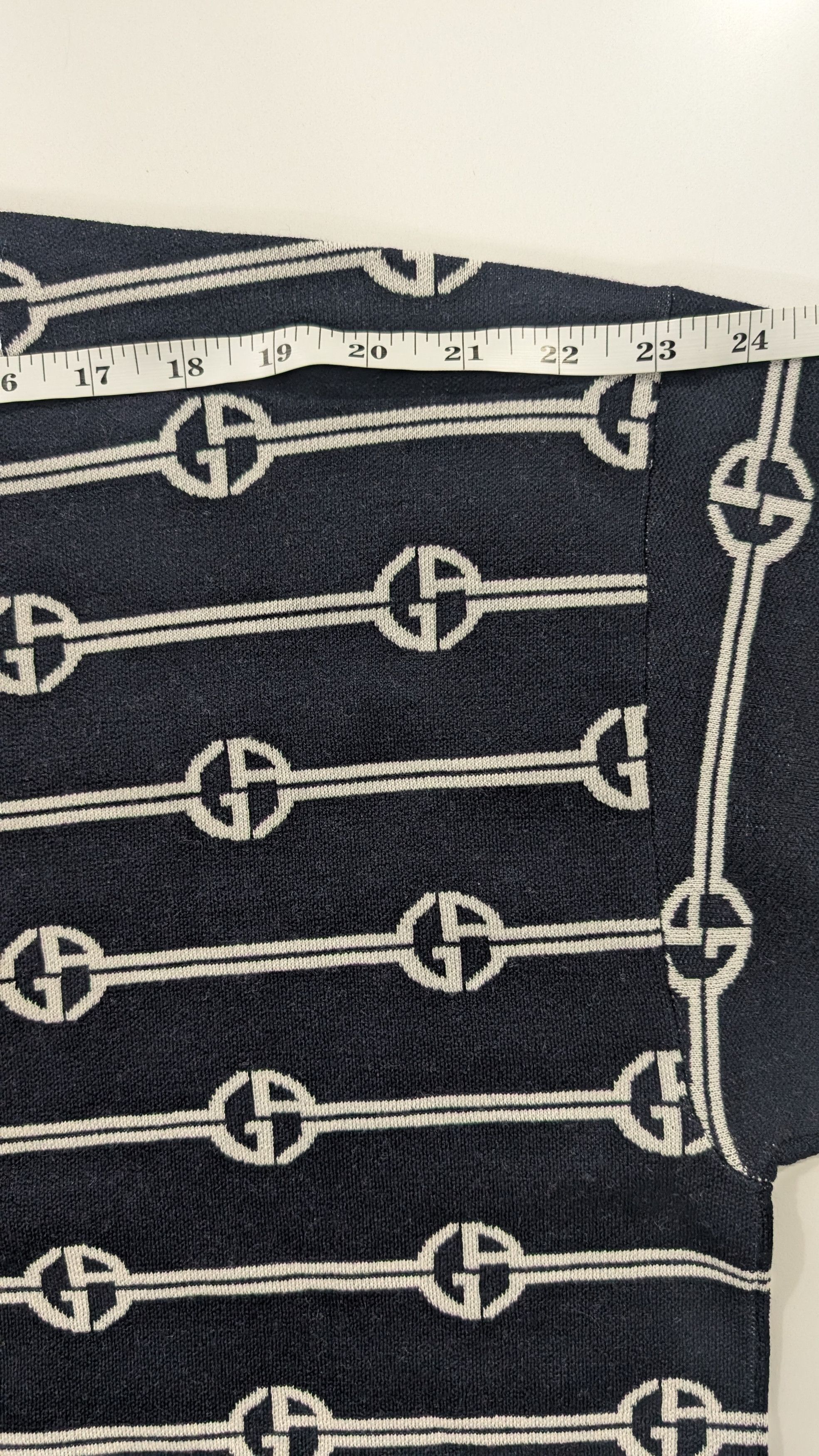 Giorgio Armani GIORGIO ARMANI Virgin Wool Monogram Knit Sweater Size US L / EU 52-54 / 3 - 8 Thumbnail