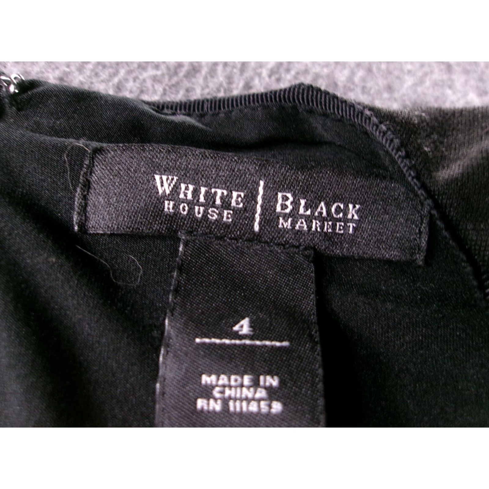 White House Black Market White House Black Market Dress Womens 4 Black Short Sleeve Double Breasted Size 27" / US 4 / IT 40 - 7 Thumbnail