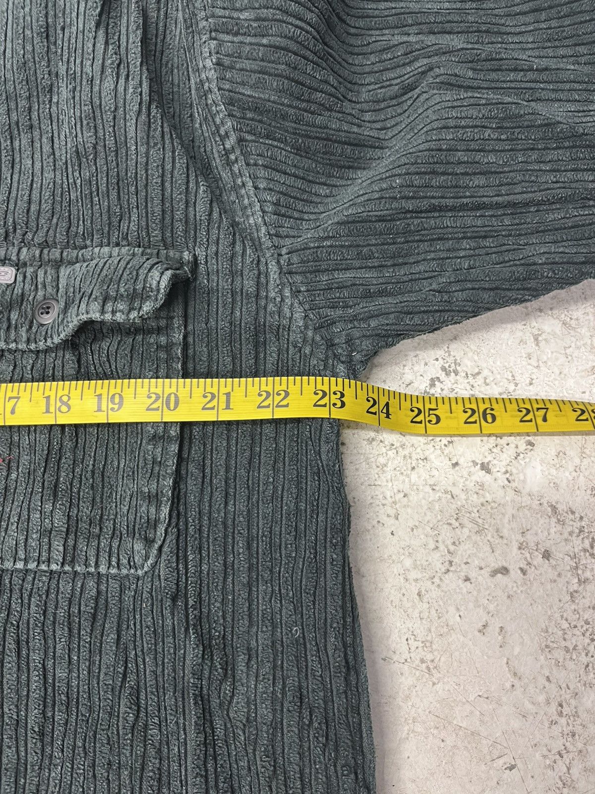 Point Zero Vintage dark green point zero corduroy shirt Size US L / EU 52-54 / 3 - 4 Thumbnail