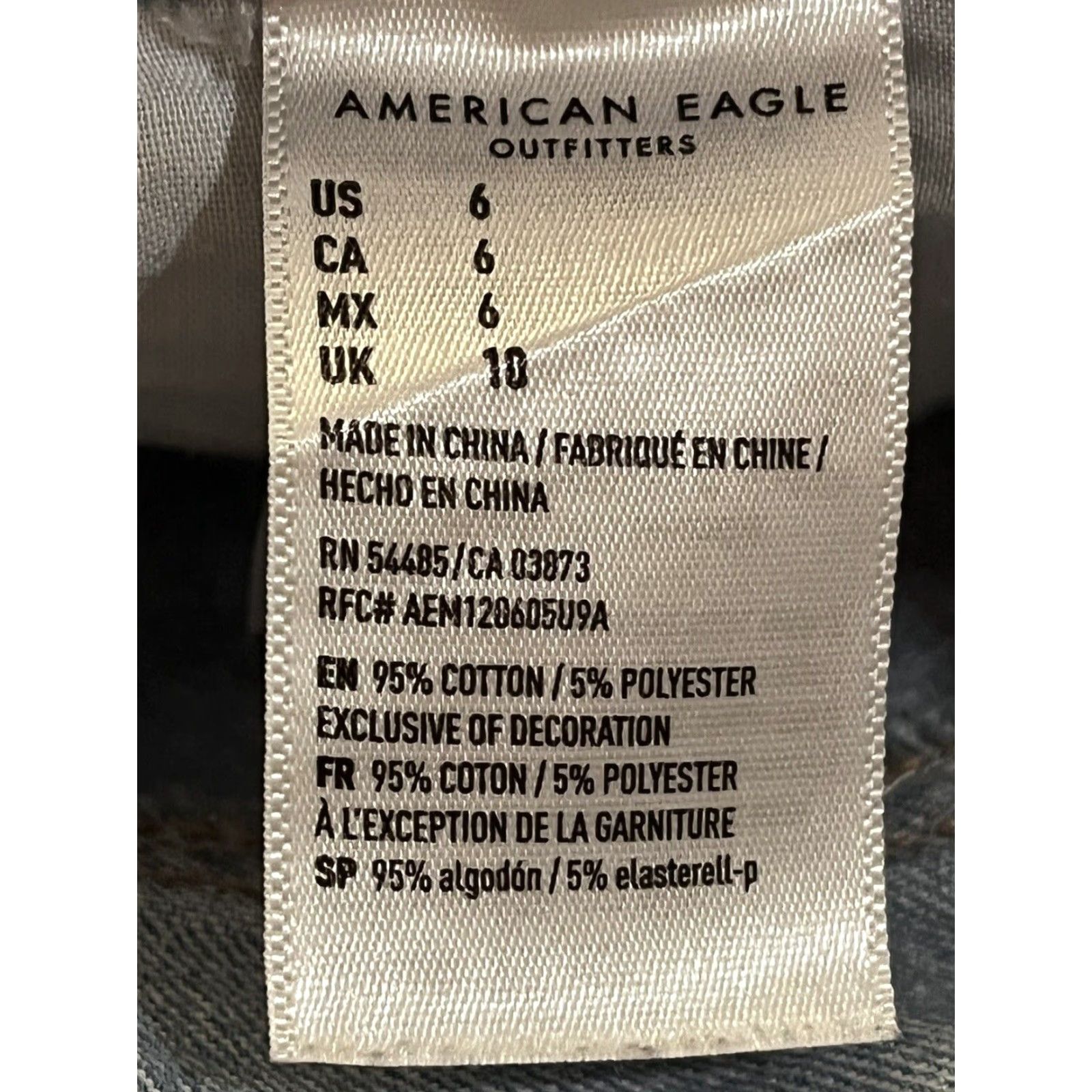 American Eagle Outfitters American Eagle Mom Jean Shorts Women's Blue Cuffed High Rise Size 6 Size 28" / US 6 / IT 42 - 5 Thumbnail