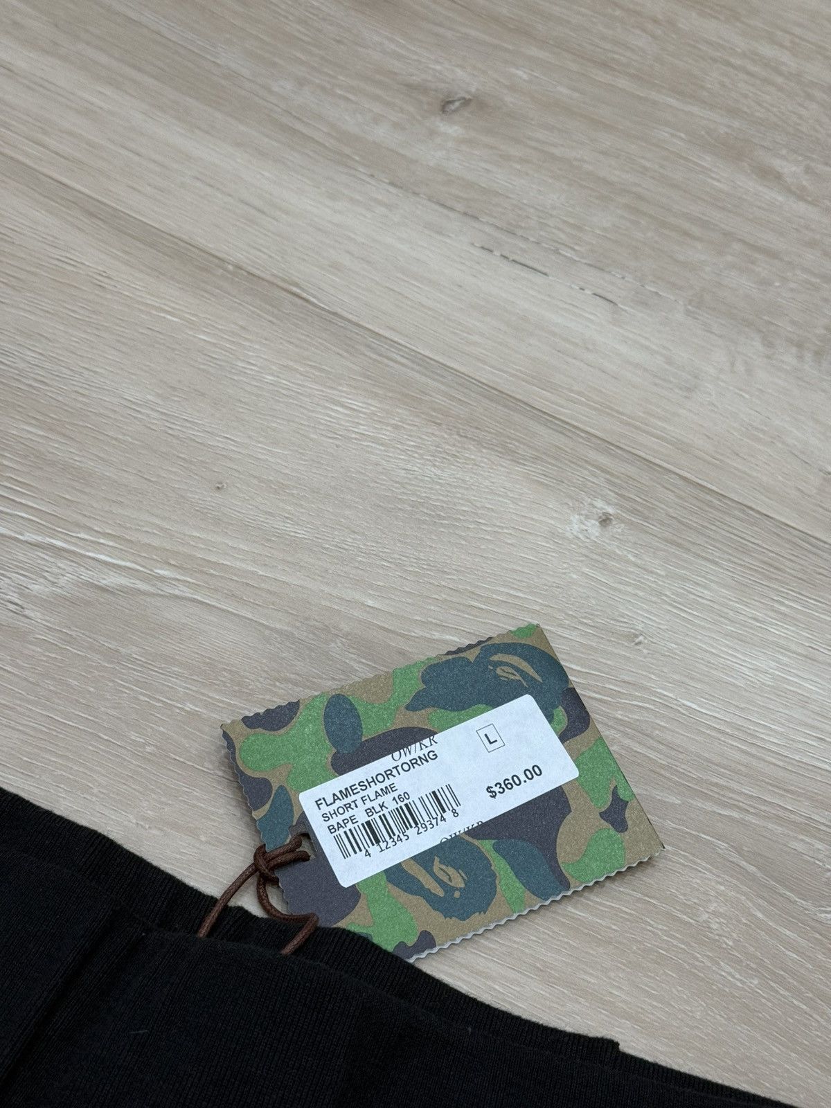 Bape Bape Flame Logo Shorts Size US 34 / EU 50 - 9 Thumbnail