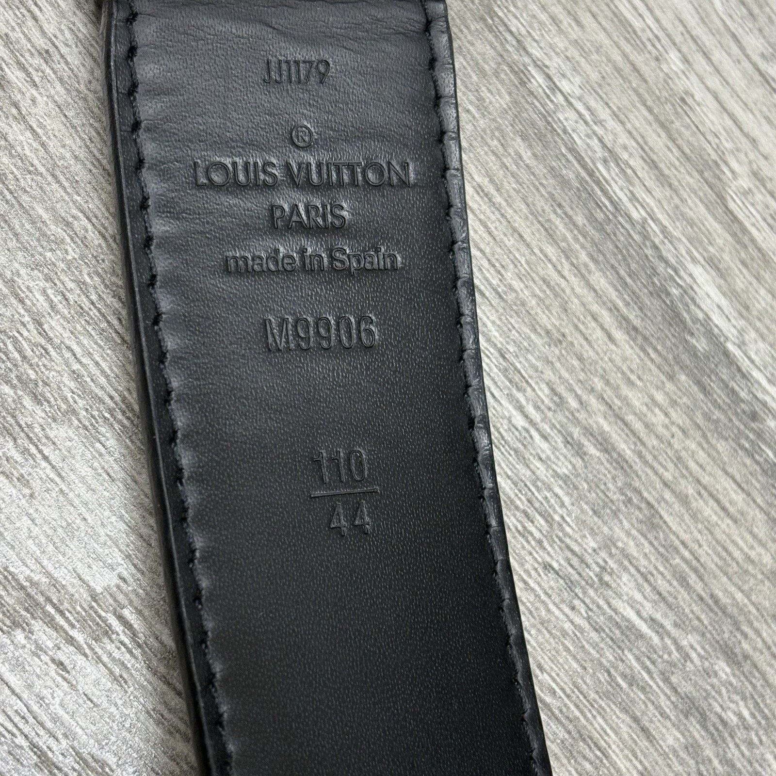 Louis Vuitton Louis Vuitton Leather Belt 110/44 Silver Buckle ' Black ' Size 44 - 8 Thumbnail