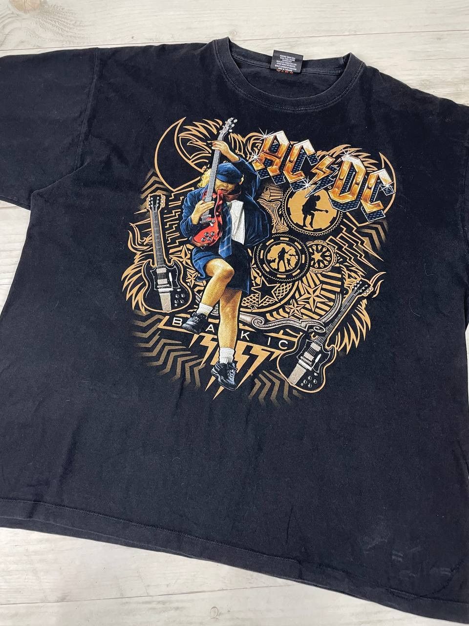 AC/DC Vintage AC/DC 90s Big Logo Rock Band T Shirt Size US XXL / EU 58 / 5 - 3 Thumbnail