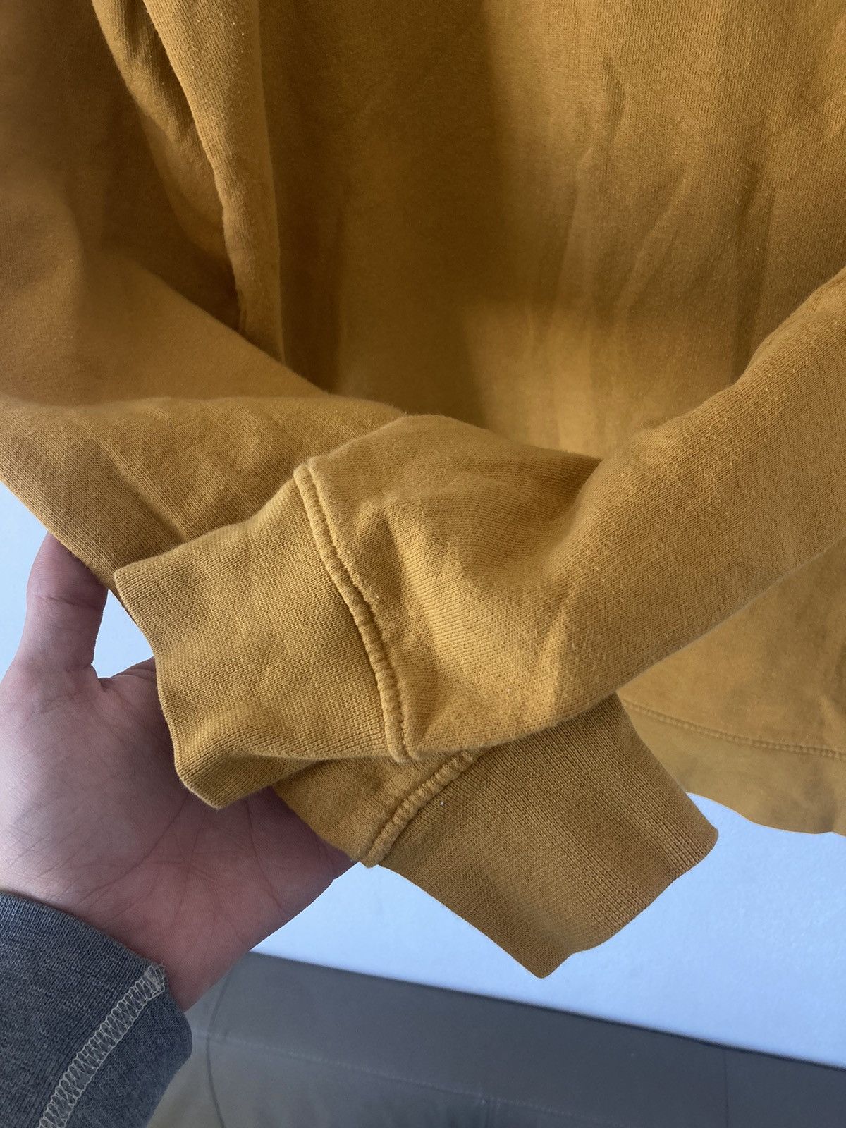 Han Kjobenhavn MUSTARD LOGO SWEATSHIRT Size US M / EU 48-50 / 2 - 3 Thumbnail