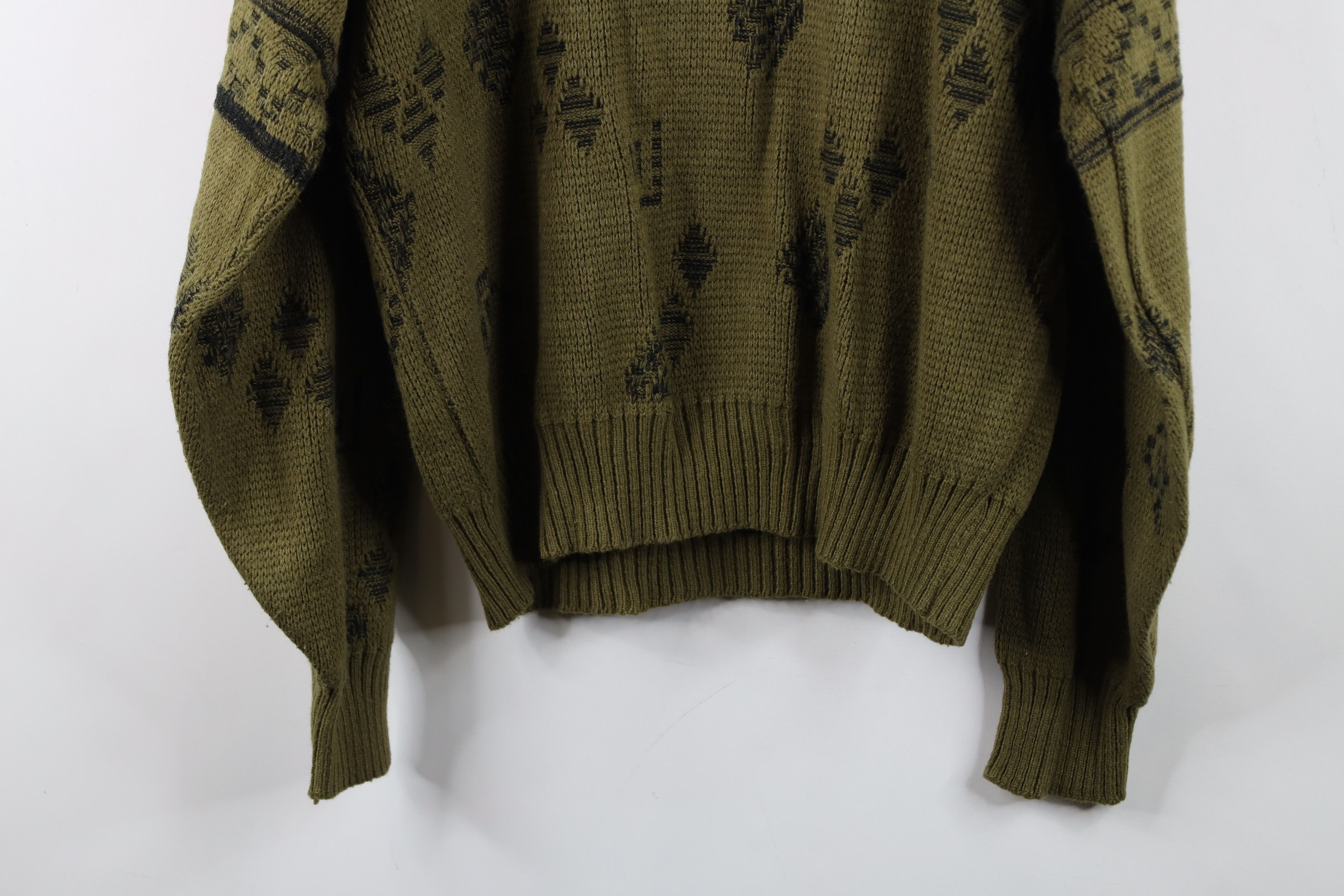 Vintage Vintage 90s Streetwear Trim Diamond Knit Crewneck Sweater Size US L / EU 52-54 / 3 - 13 Thumbnail