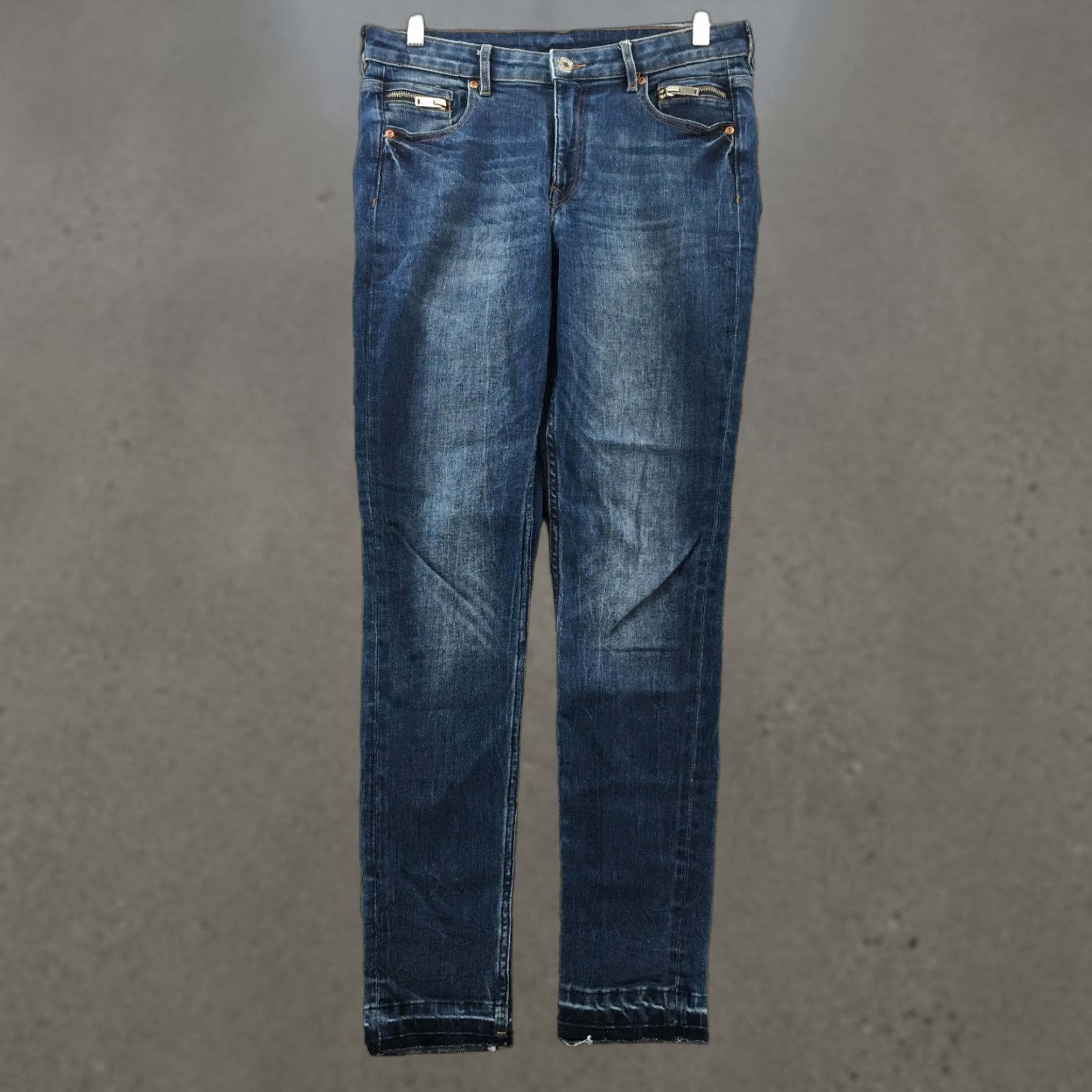 H&M H&M Skinny Jeans Womens 30 Blue Denim Mid Rise Dark Wash Zip Fly Jeans Womens Regular XS? Size 30" / US 8 / IT 44 - 1 Thumbnail
