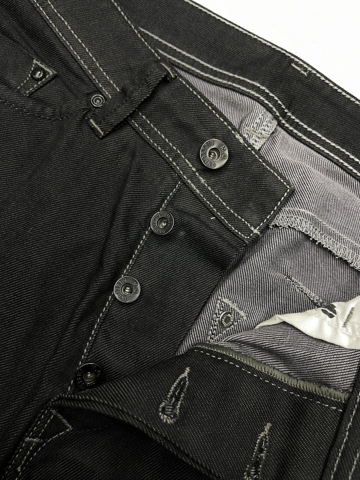 Diesel Mens Diesel Darron Denim Jeans Black Y2K 30x34 Size US 30 / EU 46 - 10 Thumbnail