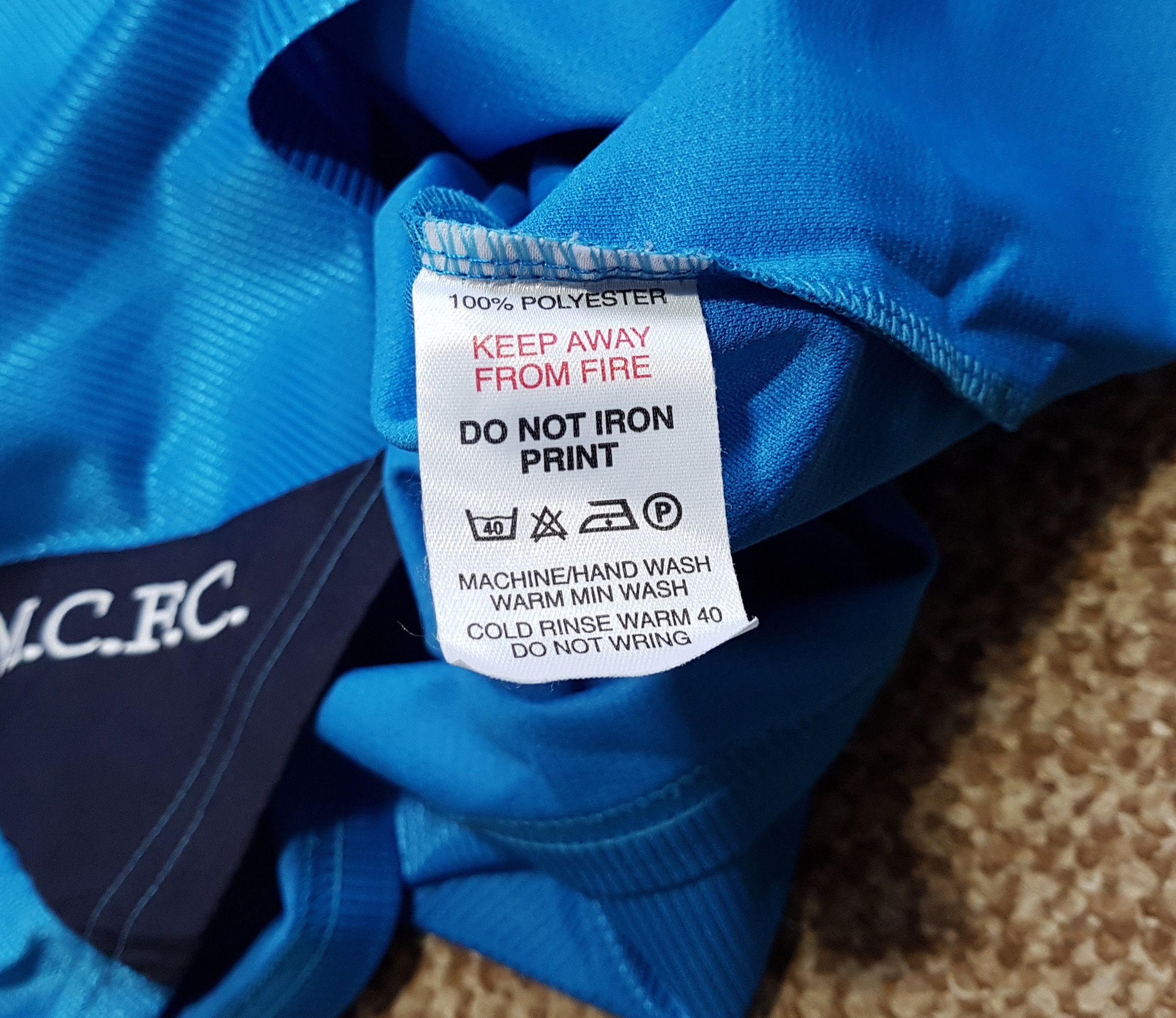 Le Coq Sportif Manchester City 1999-2001 Vintage Football Soccer Jersey XL Size US XL / EU 56 / 4 - 18 Thumbnail
