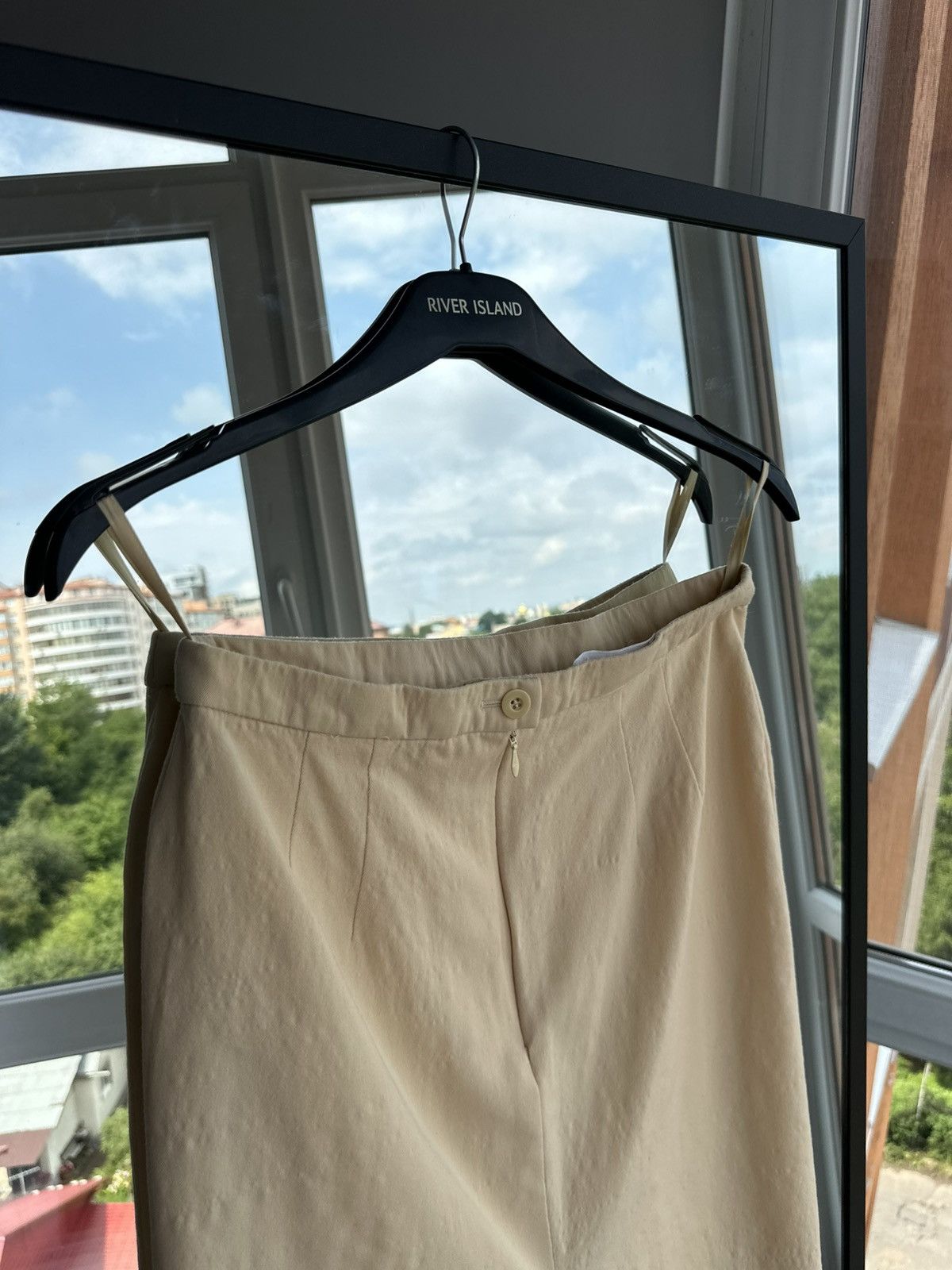 Escada Vintage Escada Margaretha Ley 100% New Wool Skirt Beige Size 28" / US 6 / IT 42 - 8 Thumbnail