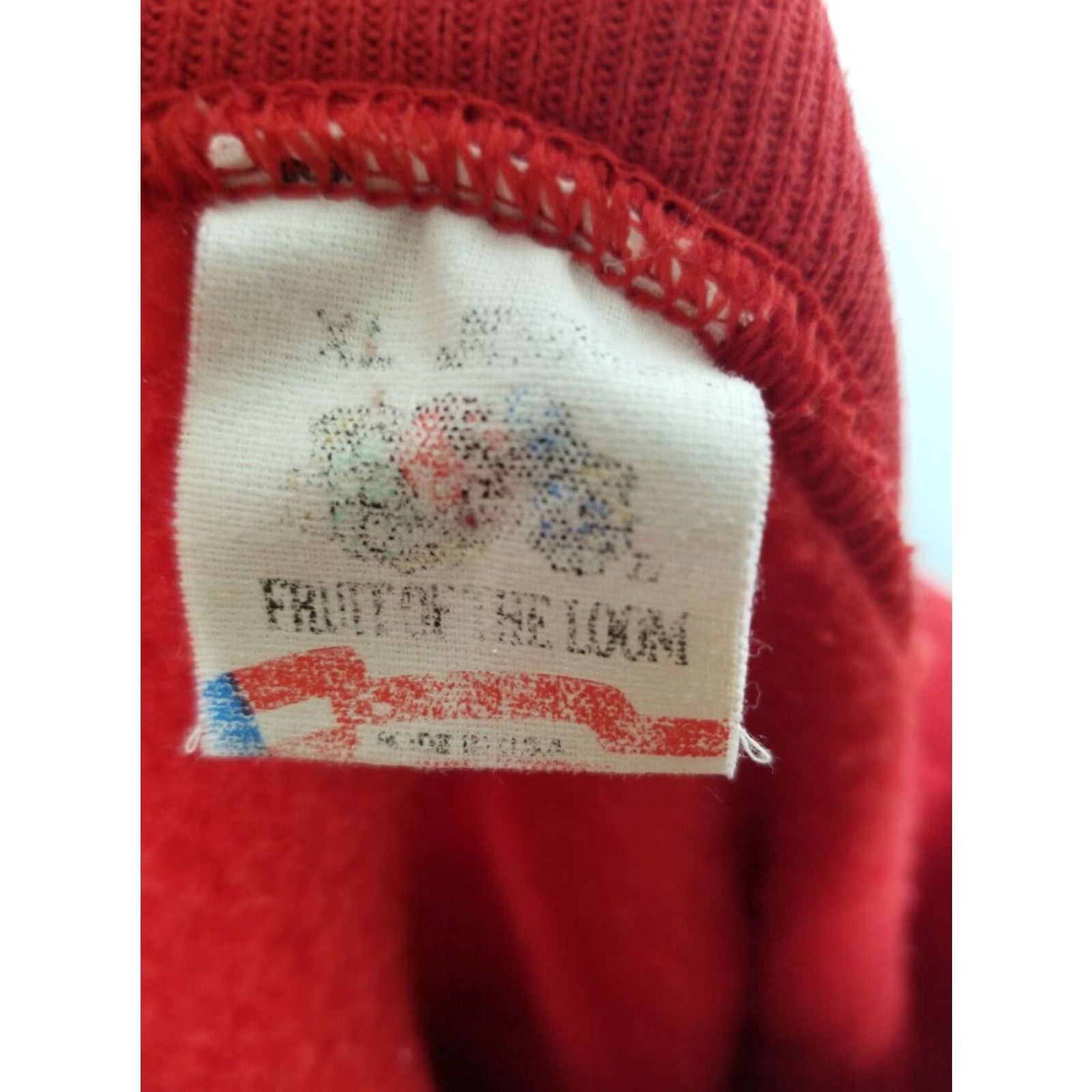 Fruit Of The Loom VINTAGE Fruit of the Loom Christmas Tree Mens XL Red Sweatshirt Size US XL / EU 56 / 4 - 4 Thumbnail