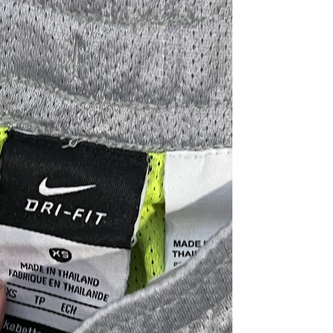 Nike Nike Black Lime Green Gray Training Shorts Womans XS Size 25" / US 0 / IT 36 - 3 Thumbnail