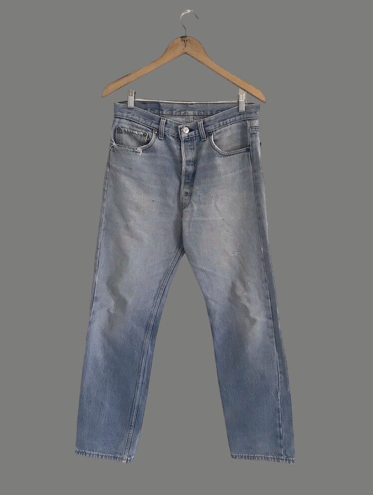 image of Distressed Denim x Levis 90's Vintage Levis 501 33 X 30 in Blue, Men's