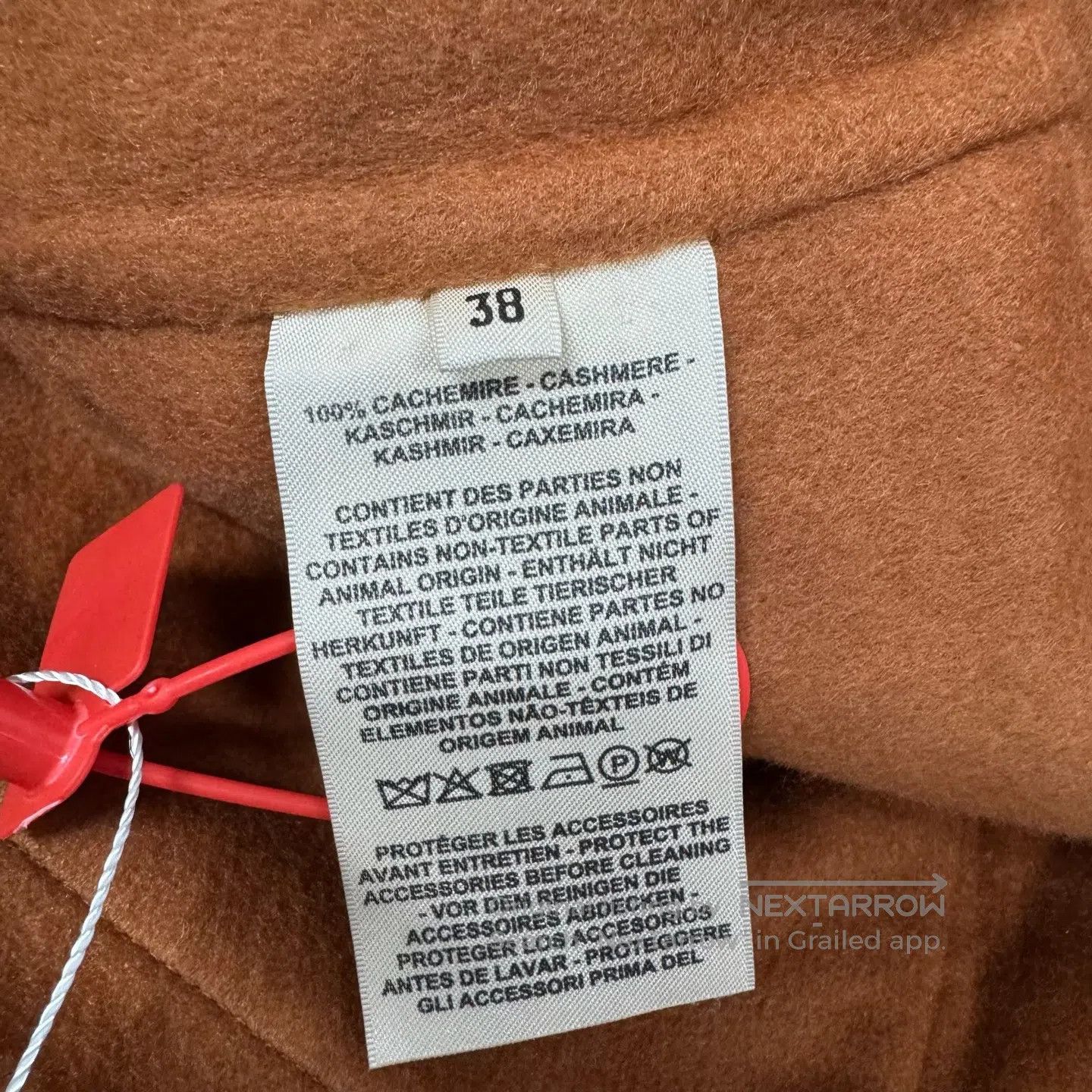 Hermes Hermes Caramel-colored, round-necked, short cashmere coat| Size M / US 6-8 / IT 42-44 - 7 Thumbnail