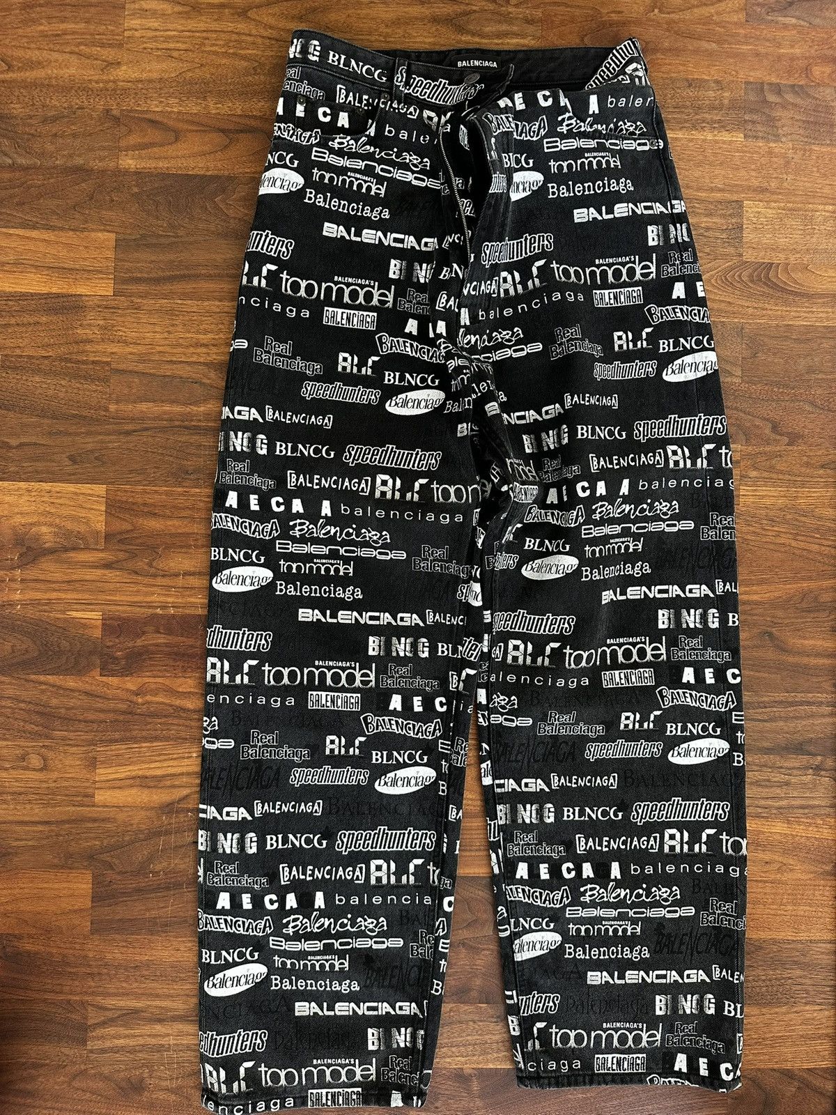 Balenciaga 20 A/W Multi Logo Baggy Jeans Size US 32 / EU 48 - 1 Thumbnail