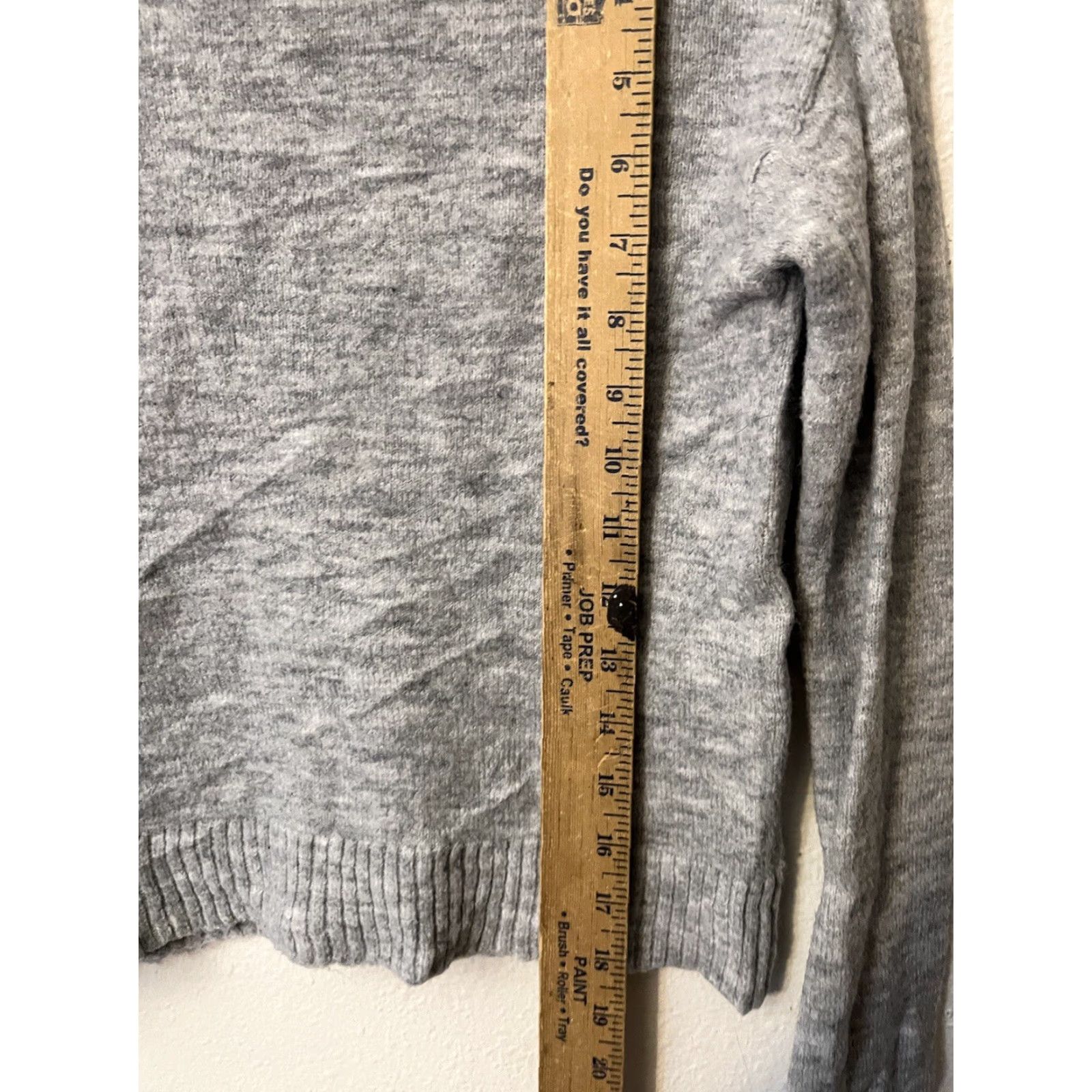 Express VINTAGE Express Women's Sweater Crop Knit Pullover Long Sleeve Crew Neck Size 2XS Gray Lightning Bolts Acrylic Wool Blend Fall Ladies Size XXS / US 00 / IT 34 - 4 Thumbnail