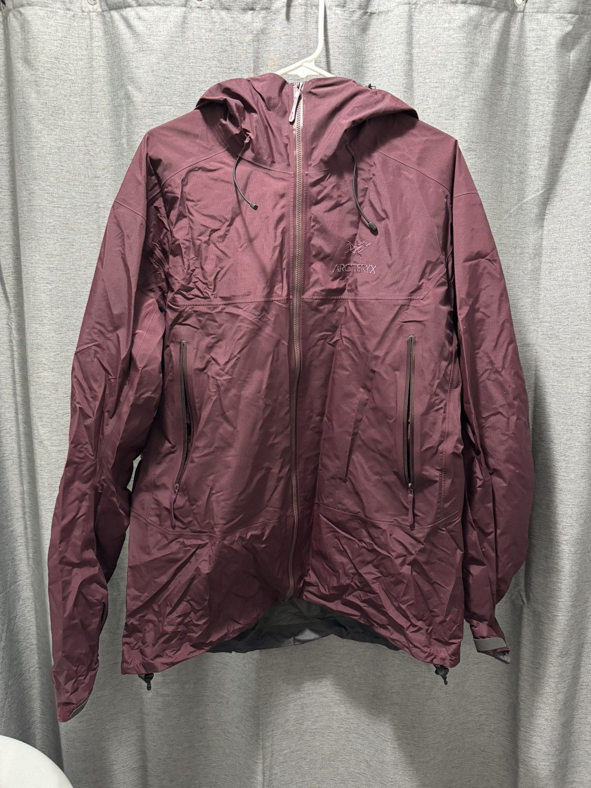 image of Arcteryx Arc’Teryx Beta Sl Hybrid in Purple, Men's (Size XL)