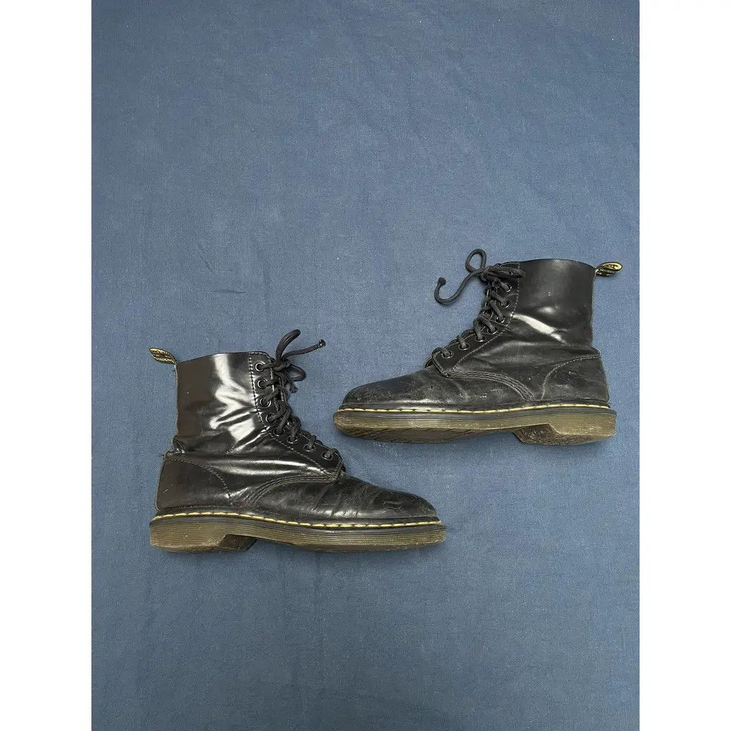 Dr. Martens Dr. Martens 1460 Vintage Black Leather Boots Size US 6 / IT 36 - 1 Thumbnail