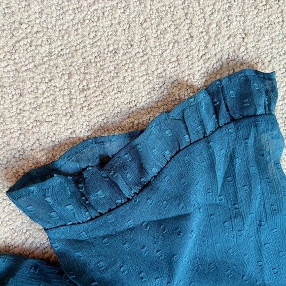 Loft ANN TAYLOR LOFT Blue Ruffle Sleeveless Blouse Career Clip Do Size M / US 6-8 / IT 42-44 - 5 Thumbnail