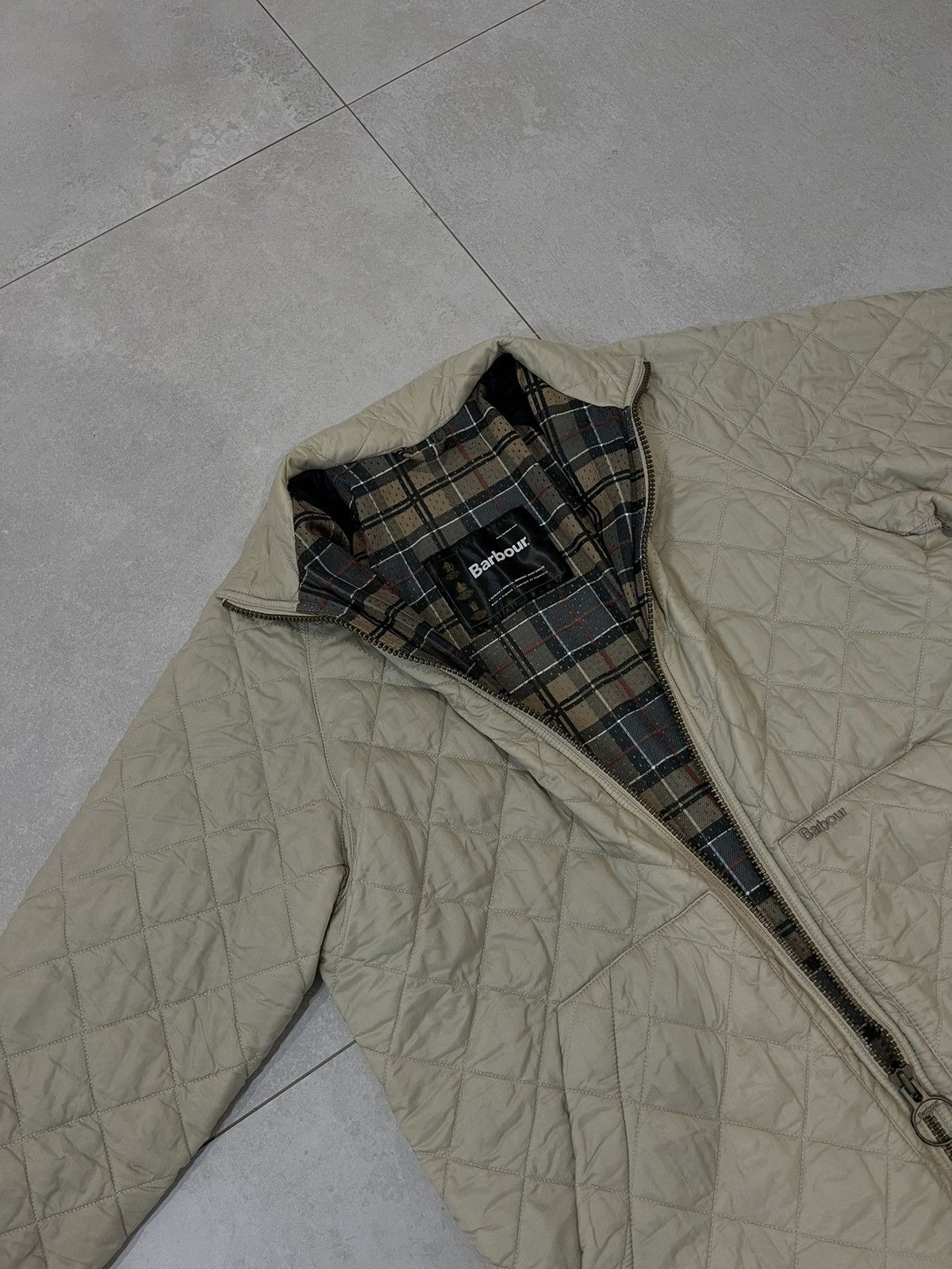 Barbour Barbour Flyweight Quilt Jacket Beige Full Zip High Neck Size US M / EU 48-50 / 2 - 2 Thumbnail