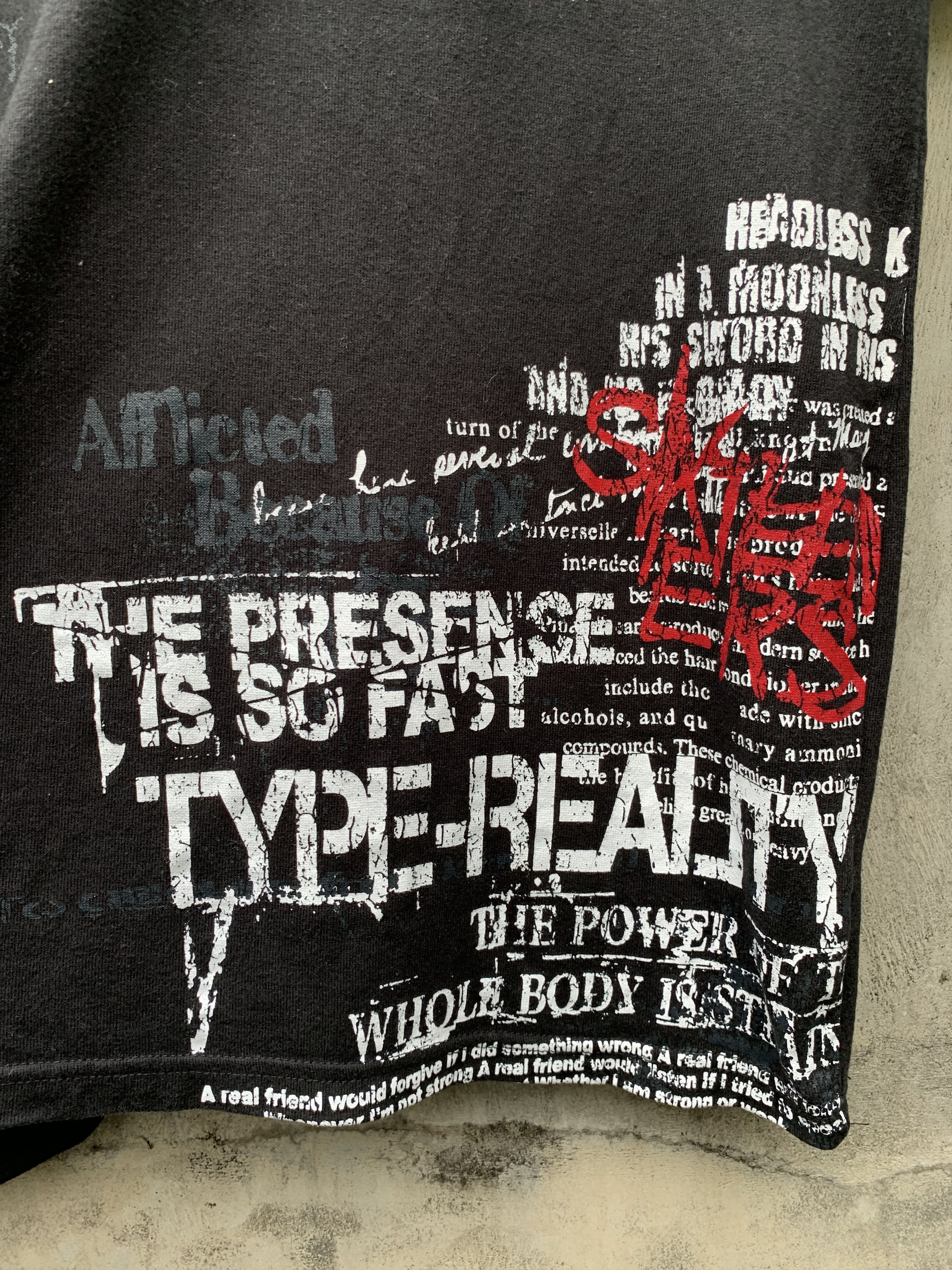 Beaumere y2k Beaumere Japan Skull City Poem Black Tee Size US L / EU 52-54 / 3 - 4 Thumbnail