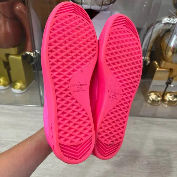 Louis Vuitton Louis Vuitton Pink Monogram Low-Top Sneakers -2508 Size US 9.5 / EU 42-43 - 1 Thumbnail