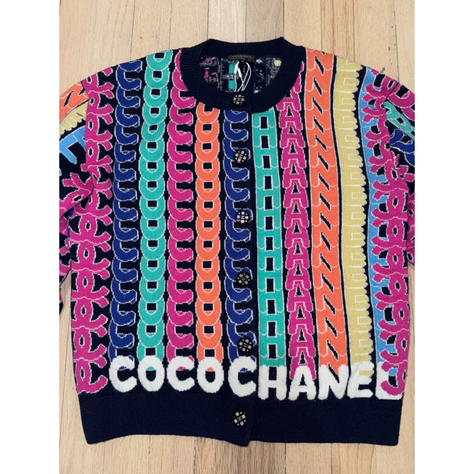 Chanel Chanel 21K Blue Rainbow Letter Logo CC Button Long Sleeve Size XS / US 0-2 / IT 36-38 - 4 Thumbnail
