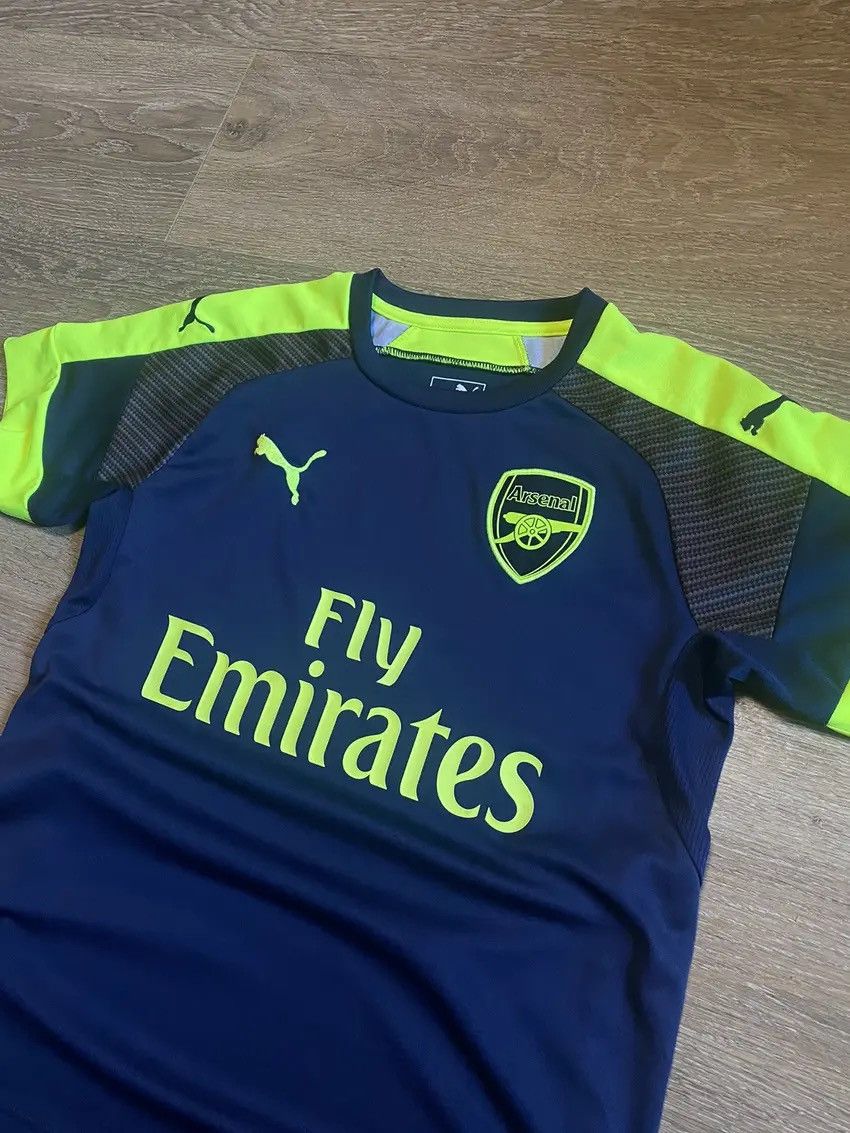 Puma × Vintage Vintage Arsenal FC Puma Soccer Kids Jersey Size XL Size US XL / EU 56 / 4 - 5 Thumbnail