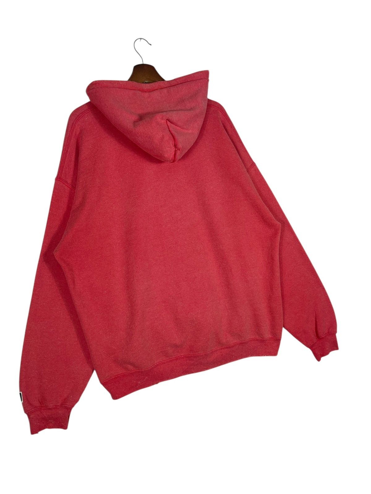 Liberaiders Liberaiders Red Distress Logo Hoodie XL Size US XL / EU 56 / 4 - 15 Thumbnail