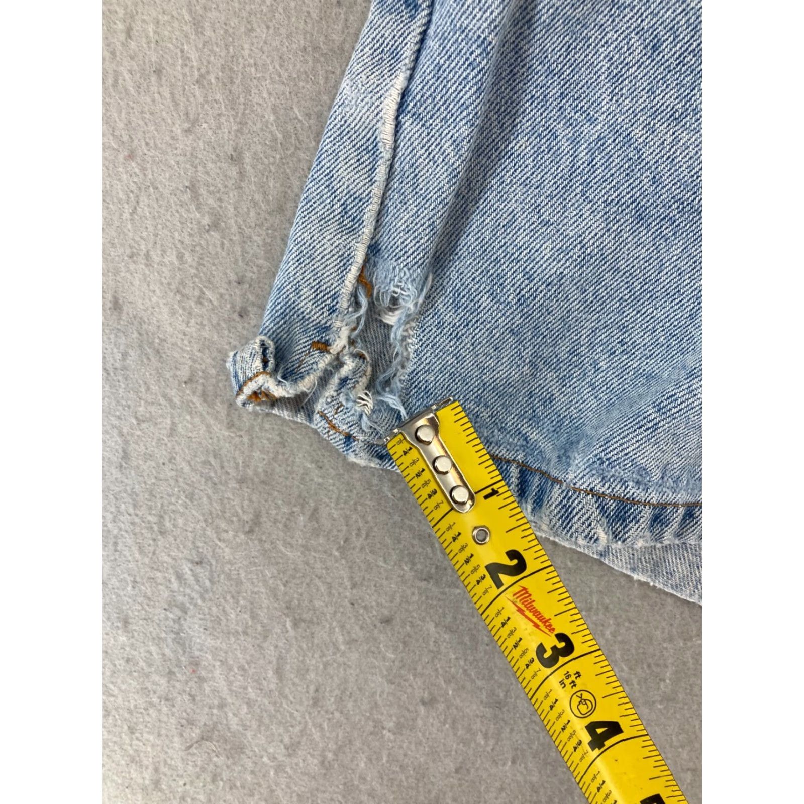 Vintage No Boundaries Womens Jean Shorts 5 Vintage Y2K Button Fly Hi Rise Distressed Size 27" / US 4 / IT 40 - 7 Thumbnail