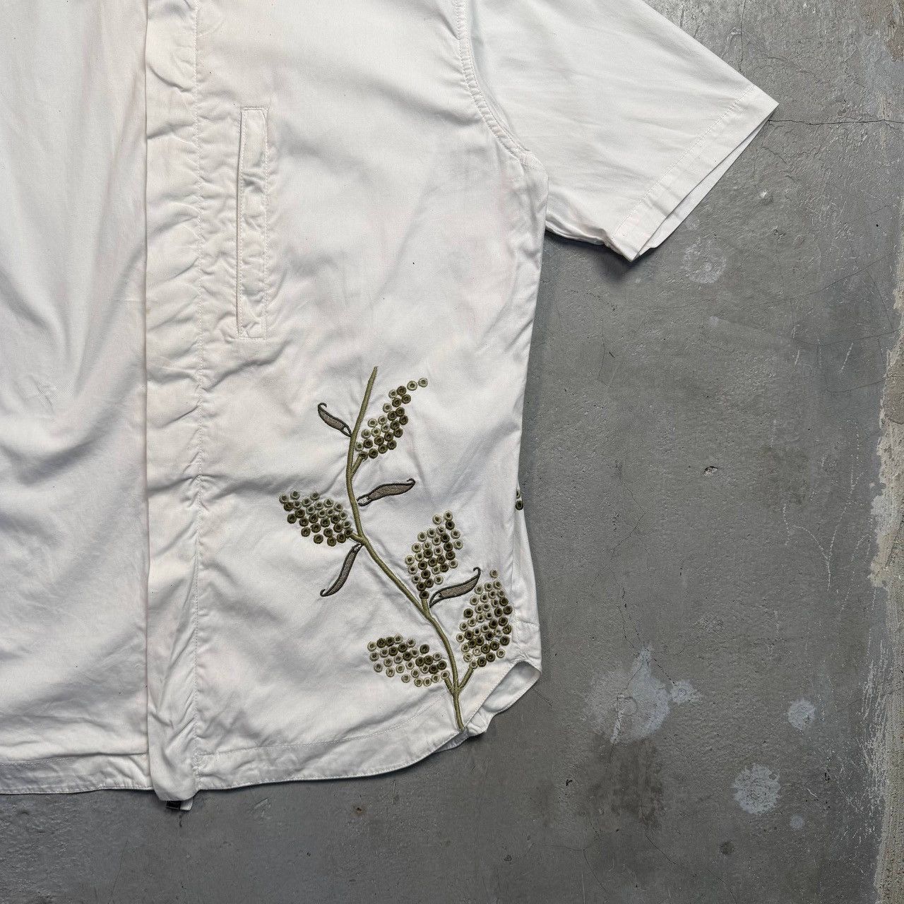 Maharishi Maharishi White Zip Shirt Embroidered Leaf Design Size US S / EU 44-46 / 1 - 6 Thumbnail