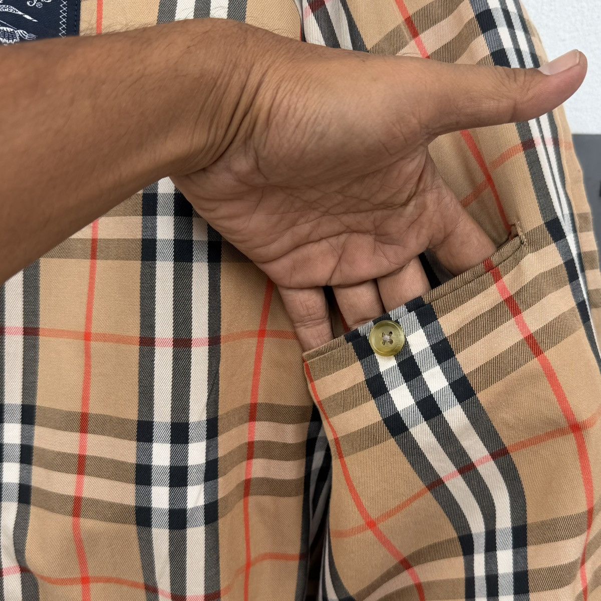 Burberry Vintage Burberry’s Nova Check Bomber Jacket Classic Luxury Size US M / EU 48-50 / 2 - 7 Thumbnail
