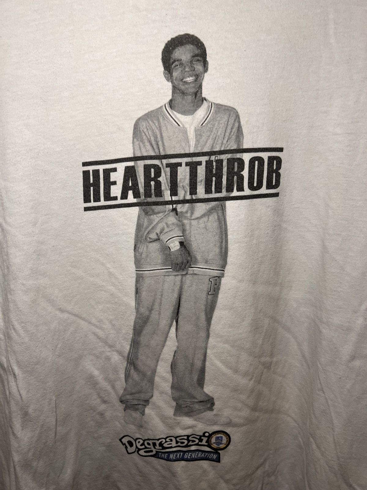 Vintage Vintage Drake Degrassi Heartthrob wheelchair jimmy t-shirt Size US XL / EU 56 / 4 - 4 Thumbnail