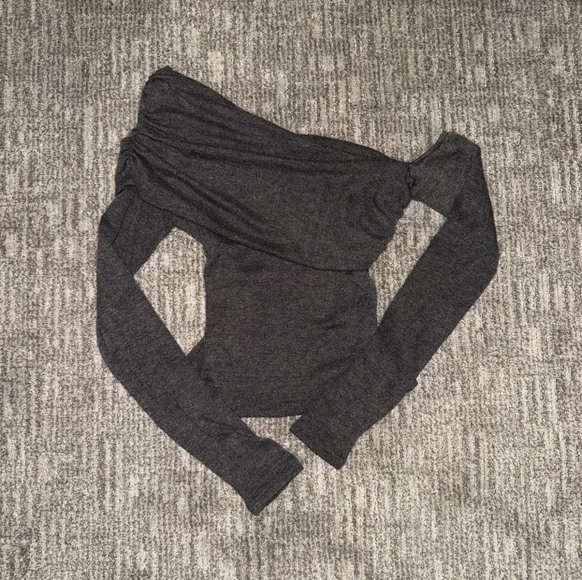 Bershka bershka grey off the shoulder long sleeve top Size L / US 10 / IT 46 - 1 Thumbnail
