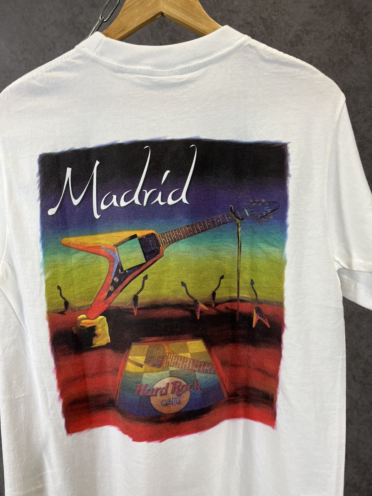 Hard Rock Cafe Hard Rock Cafe Madrid vintage tee Size US S / EU 44-46 / 1 - 3 Thumbnail