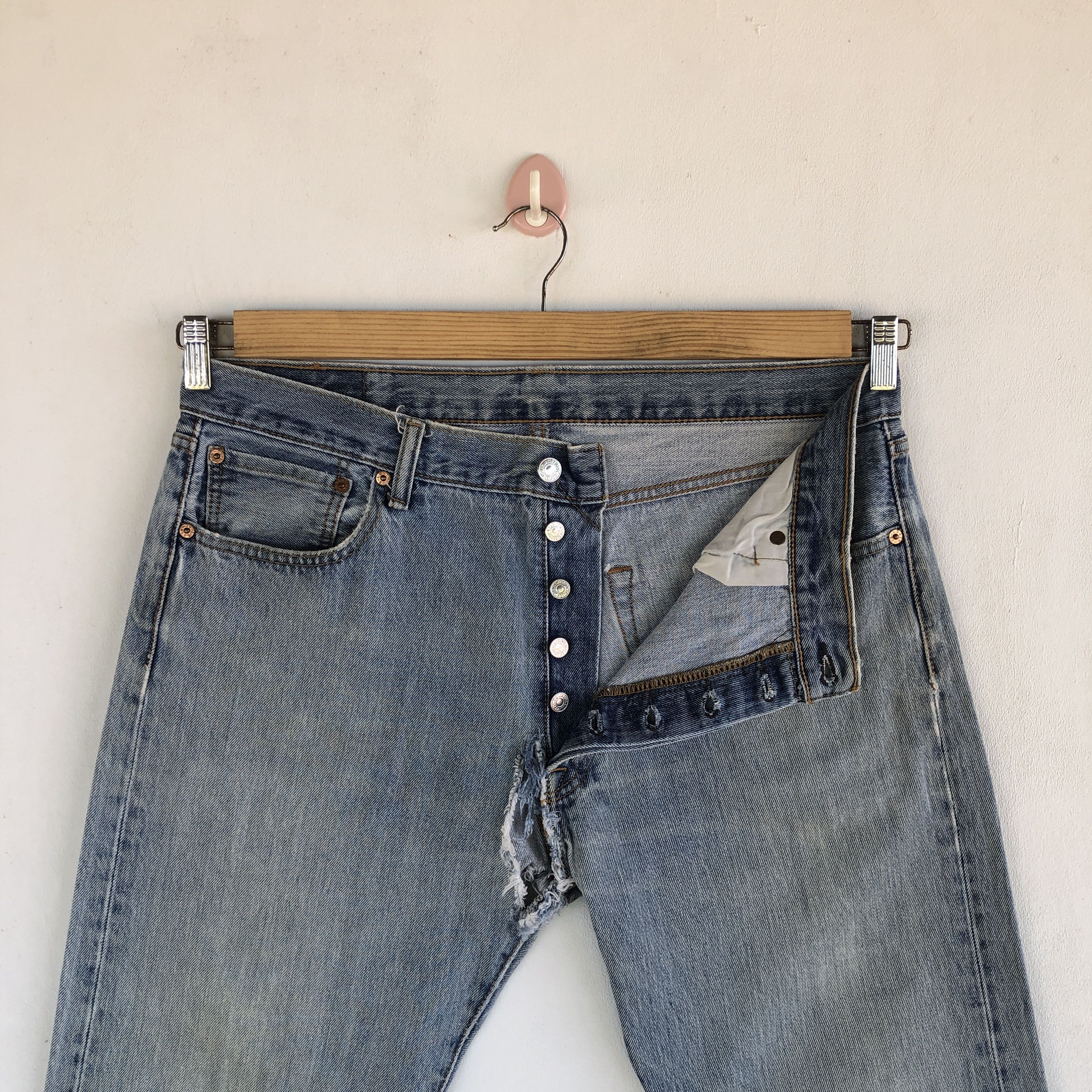 Levi's Vintage Levi's 501 Distressed Faded Jeans Levis Denim Size US 34 / EU 50 - 6 Thumbnail