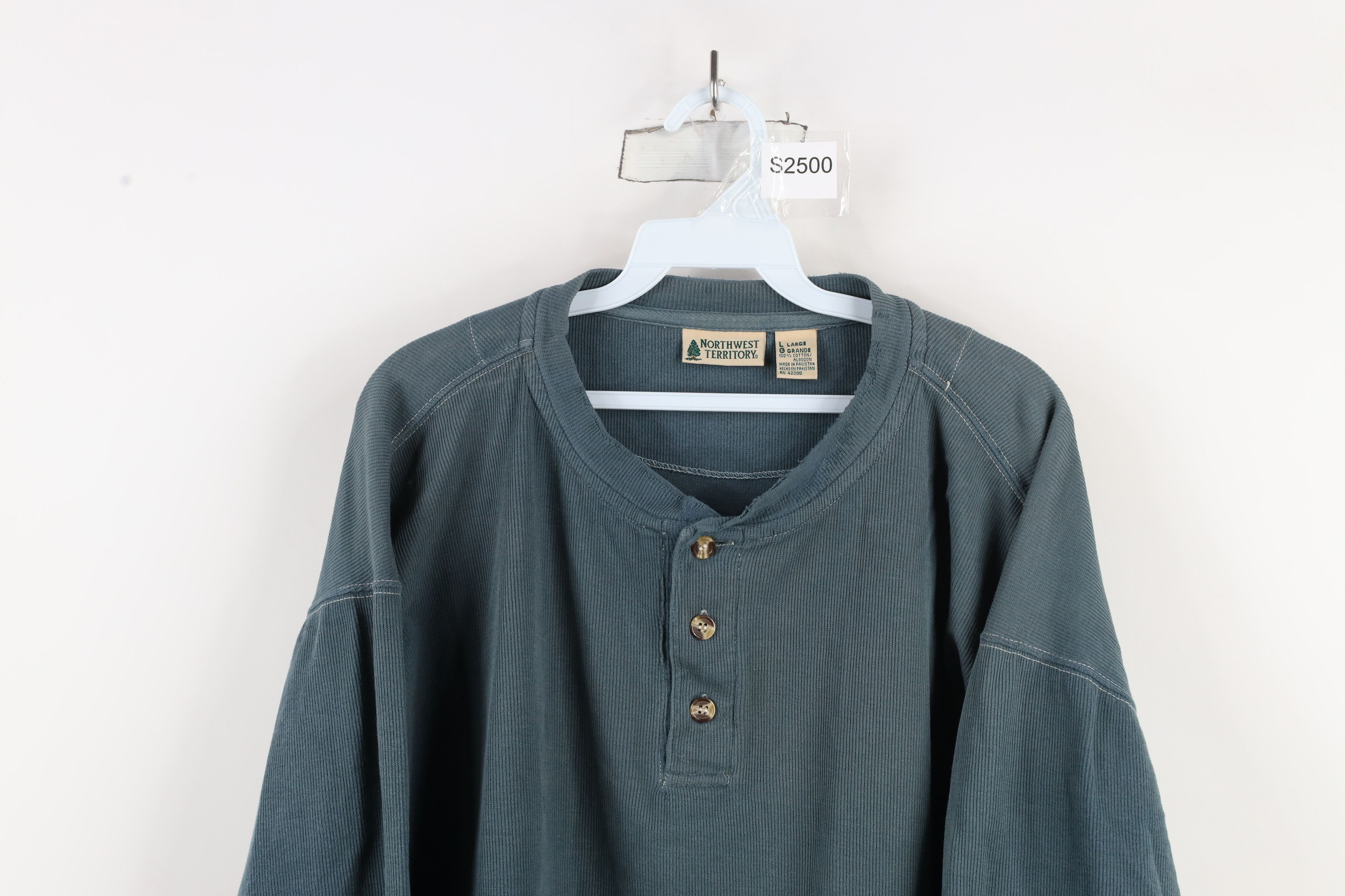 Vintage Vintage 90s Streetwear Ribbed Knit Boxy Fit Henley T-Shirt Size US L / EU 52-54 / 3 - 2 Thumbnail