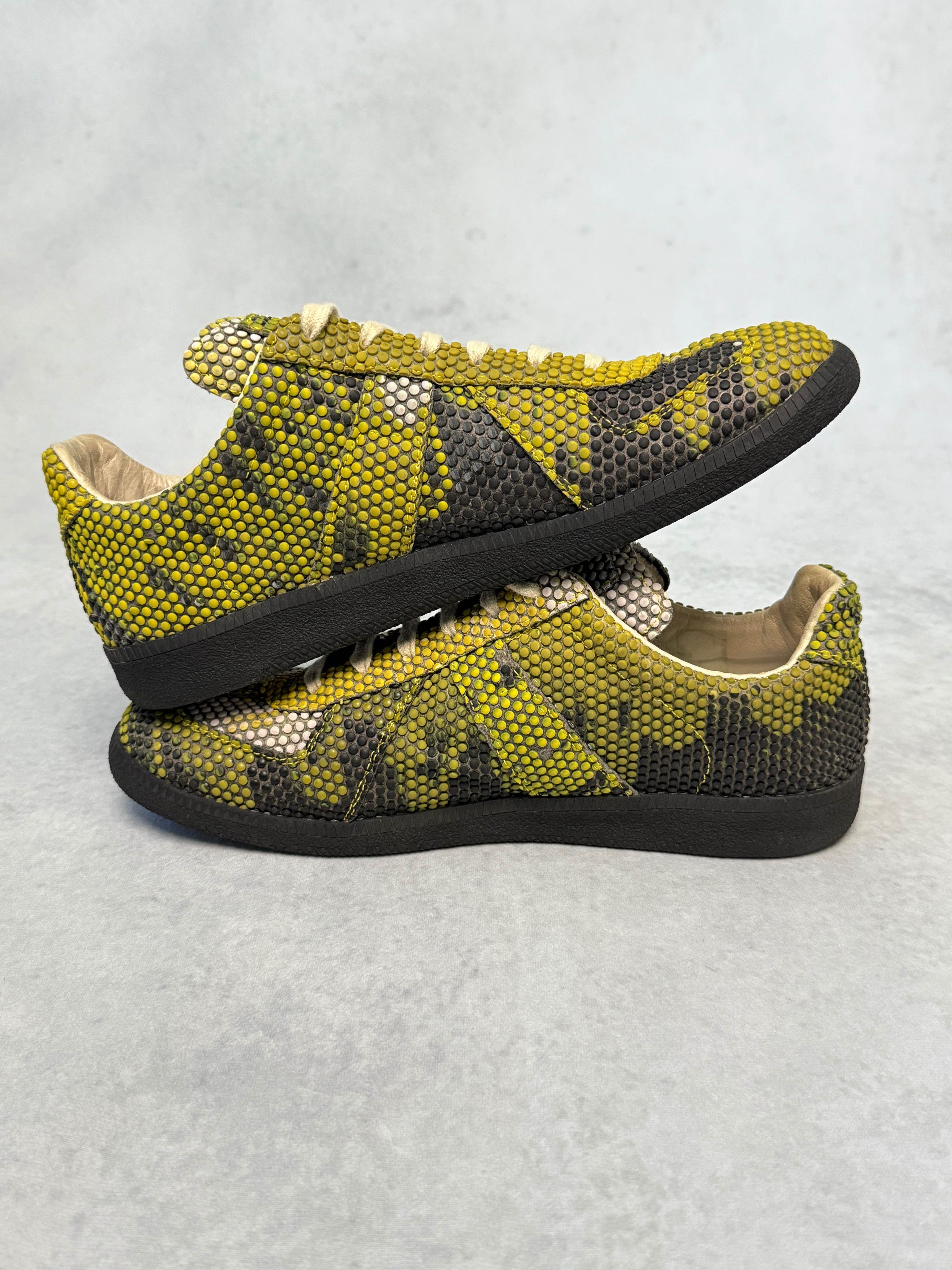 Maison Margiela Maison Margiela 'Replica' GAT Polka Dot Python Size US 9 / EU 42 - 3 Thumbnail