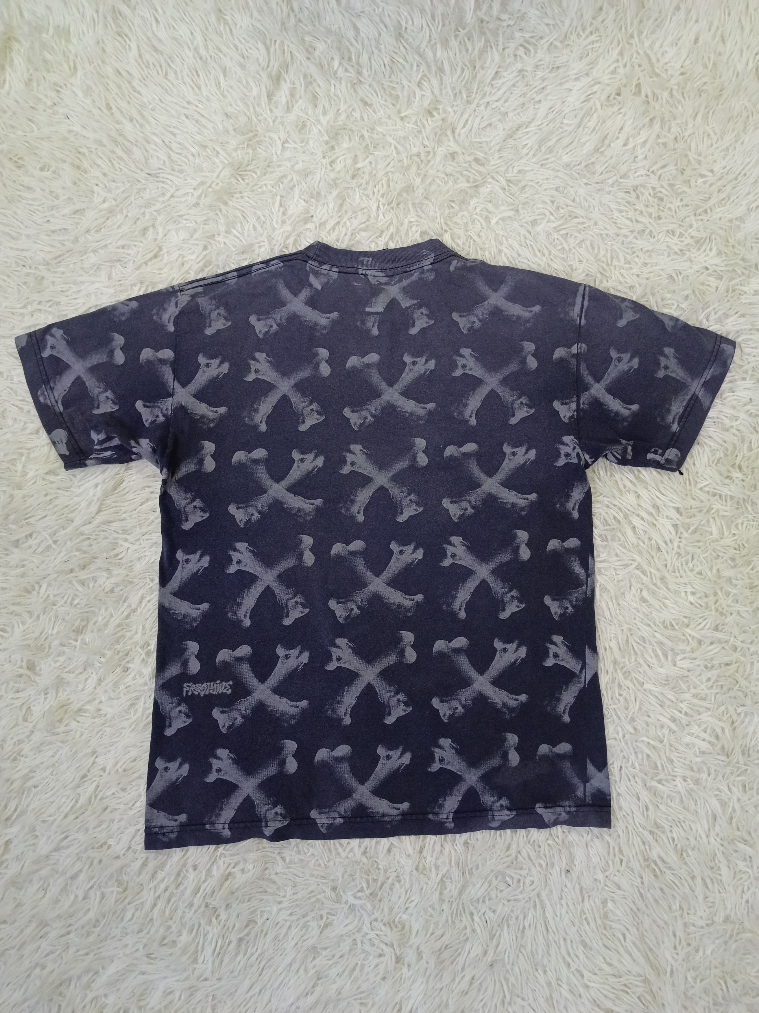 Freshjive FADE 90s FRESHJOVE CROSS BONES Size US M / EU 48-50 / 2 - 2 Thumbnail