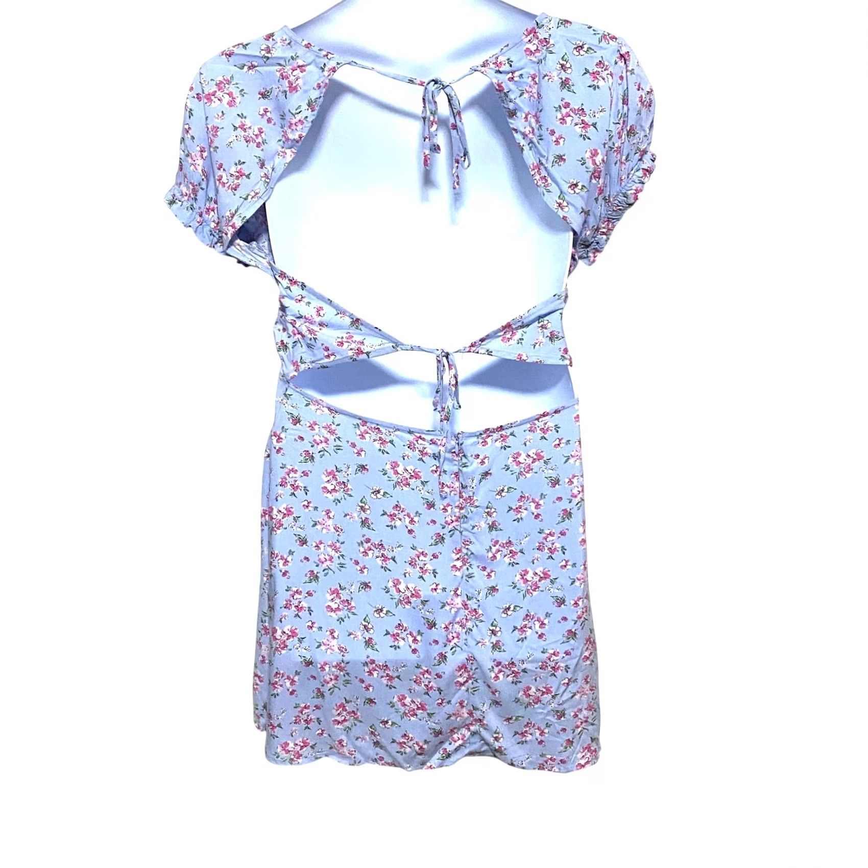 Rsq RSQ Floral V Neck Dress XL Short Sleeve Open Back Mini Tie Neck Prairie Boho Cottage NWT Women's Dress Size XL / US 12-14 / IT 48-50 - 2 Thumbnail