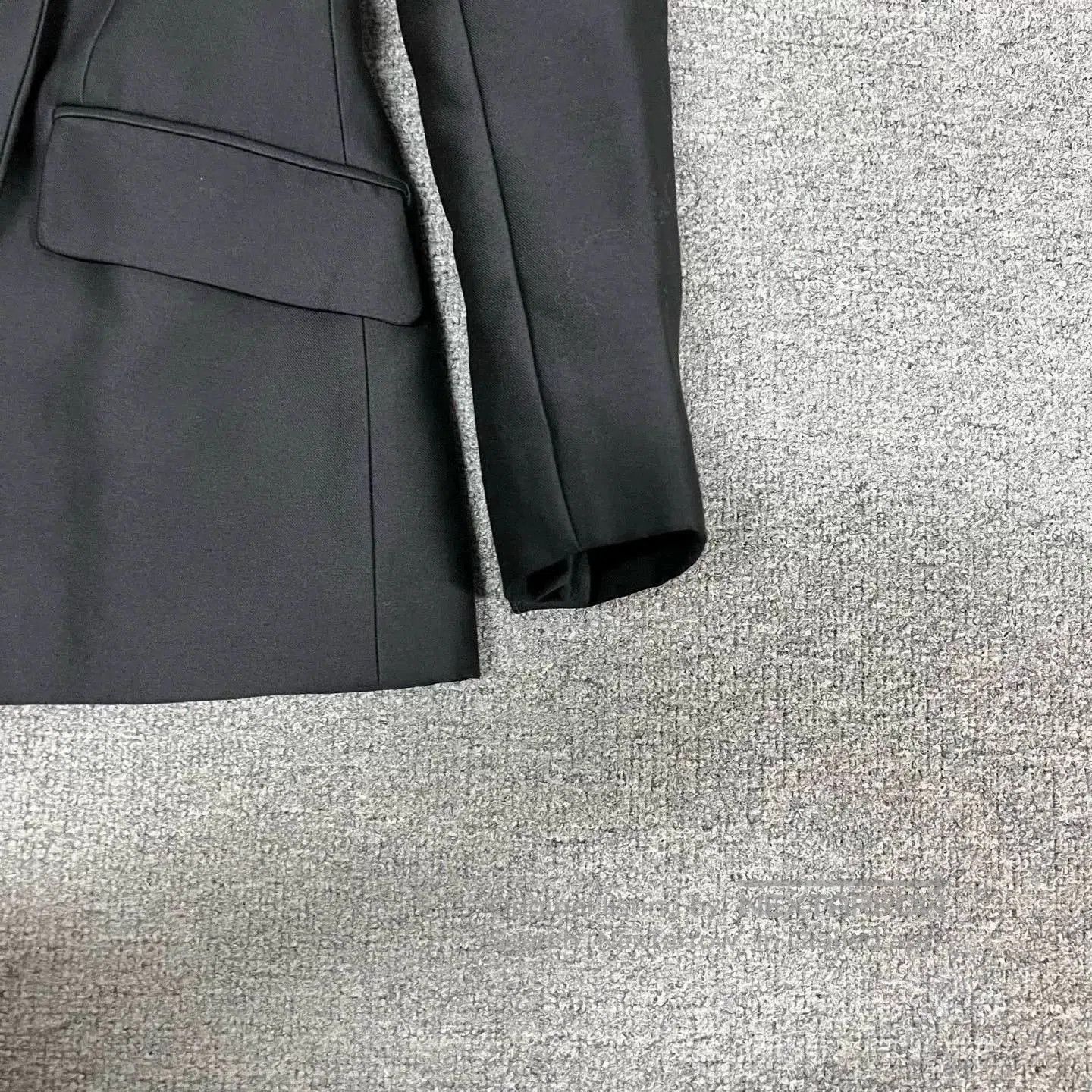 Gucci Gucci SS24 Red Label Black Silk Wool Blazer. Size S / US 4 / IT 40 - 3 Thumbnail